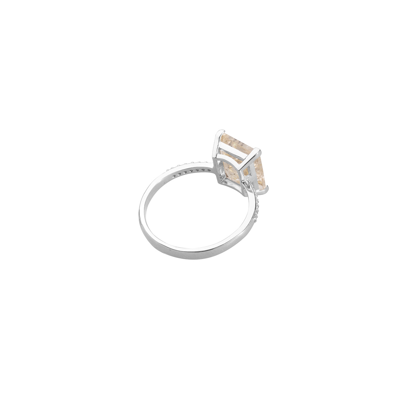Silver ring with rutile quartz cut baguette