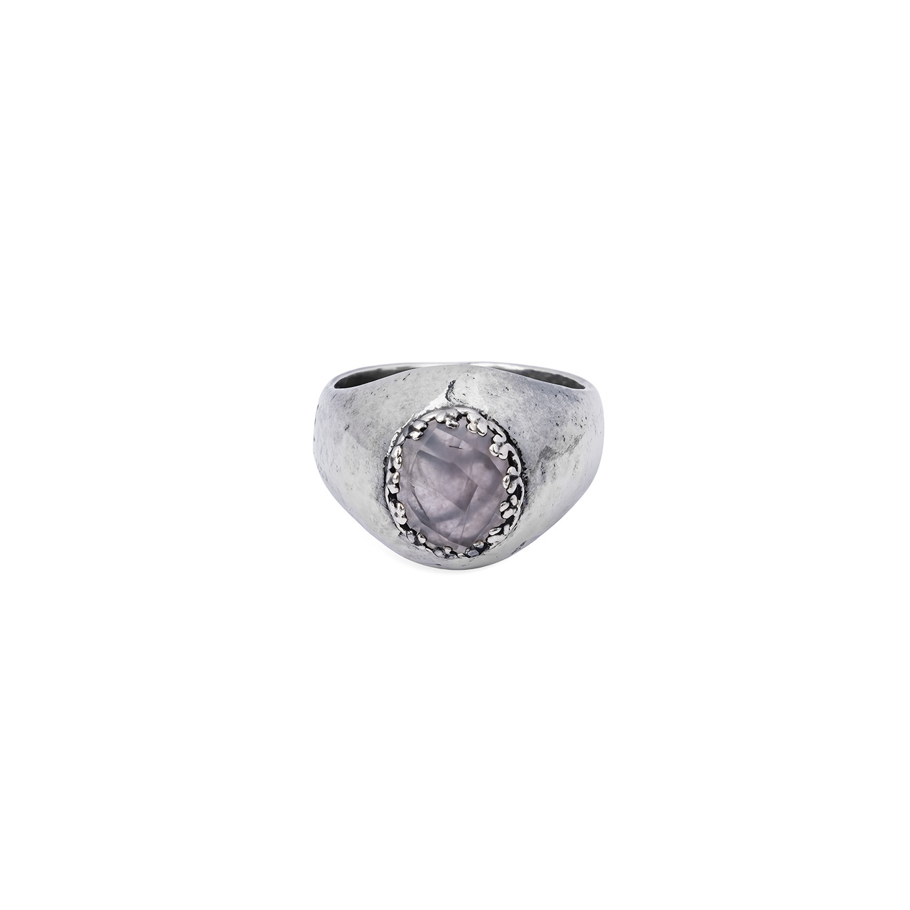 Ring made of silver with quartz