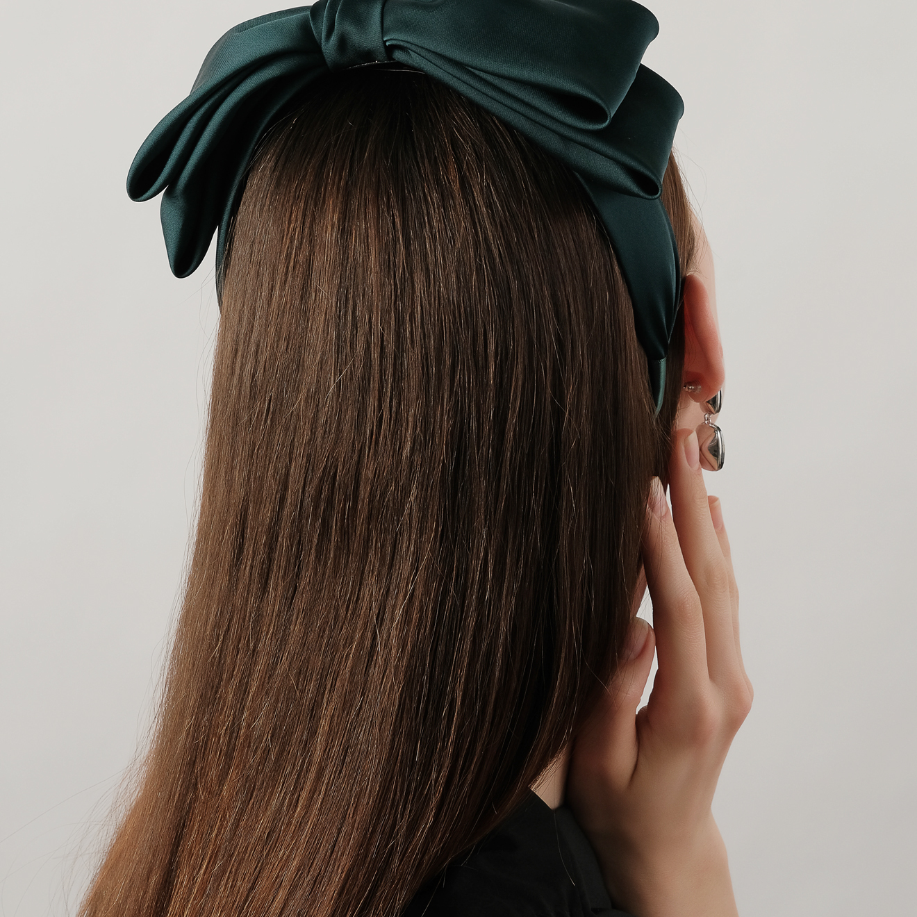 Green silk headband with bow