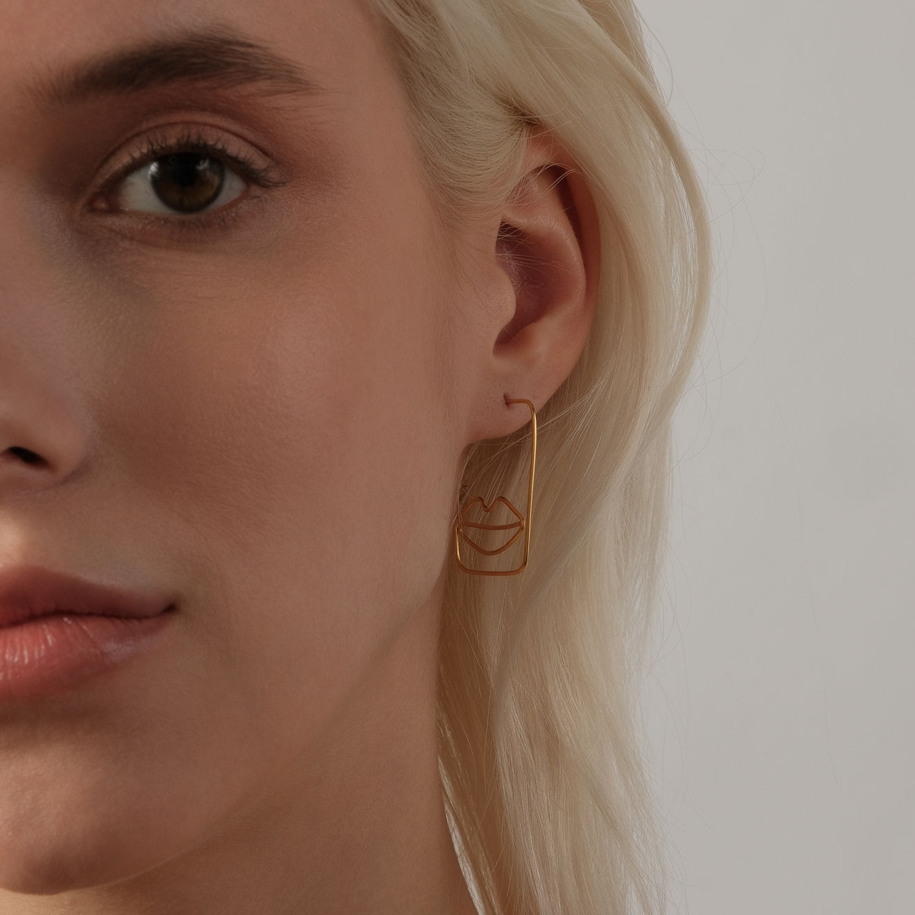 Gold-plated earrings