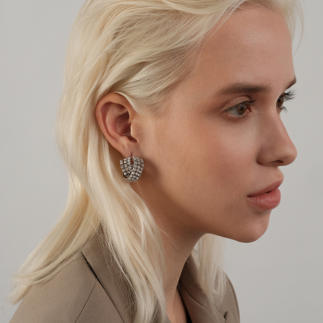 earrings with crystals