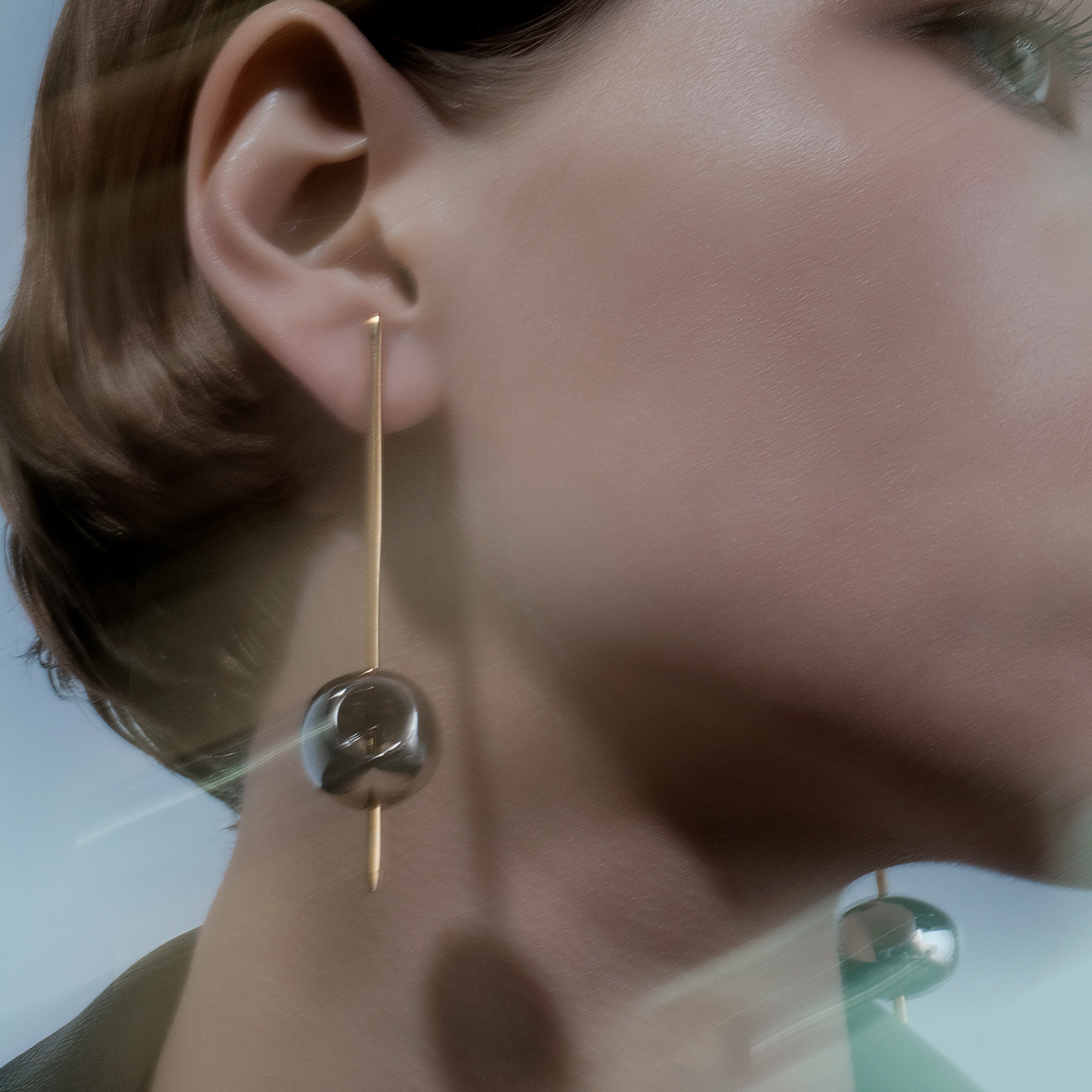 Bicolor Tapeo Olives Earrings