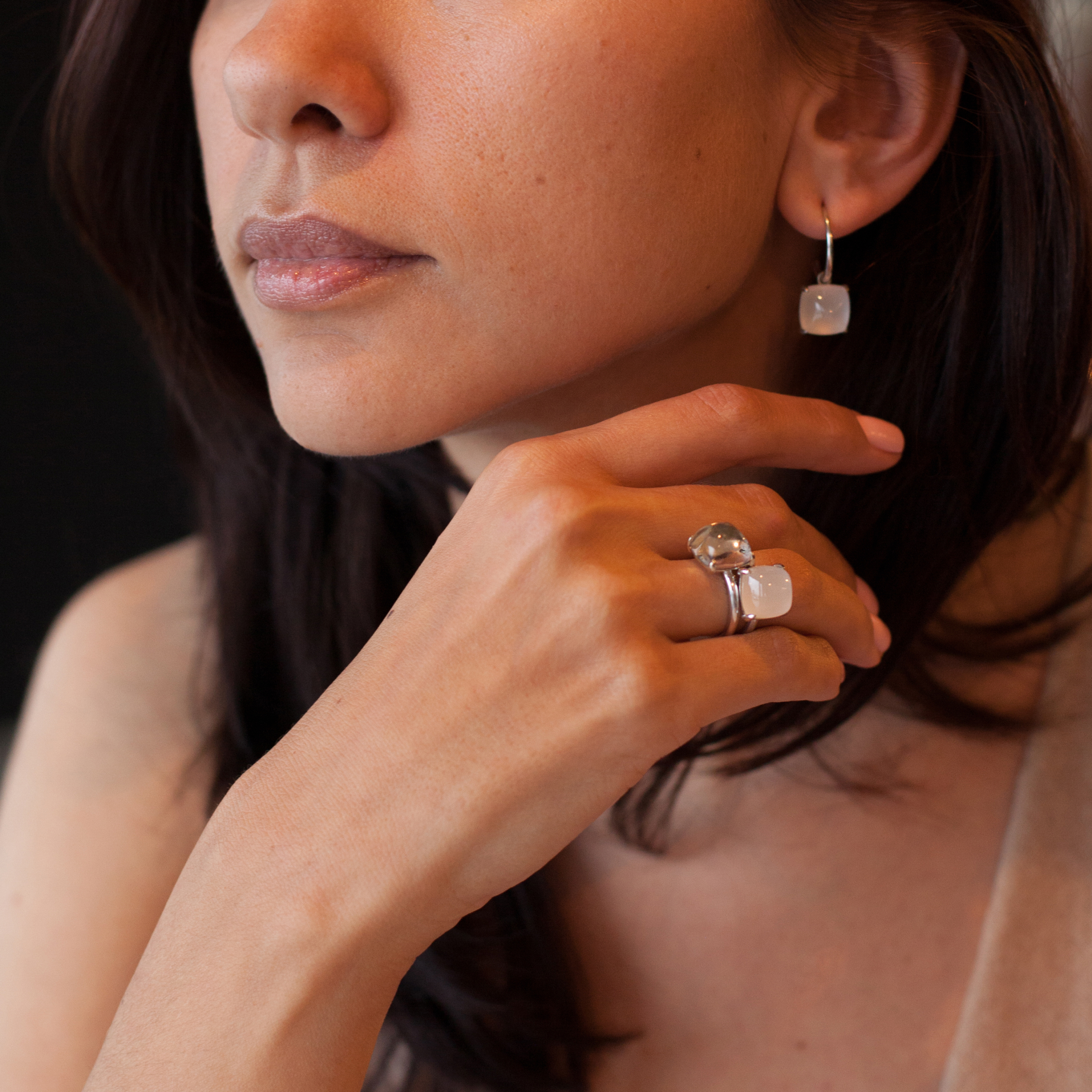 White Gold Kisses Maxi Earrings with Milky Quartz
