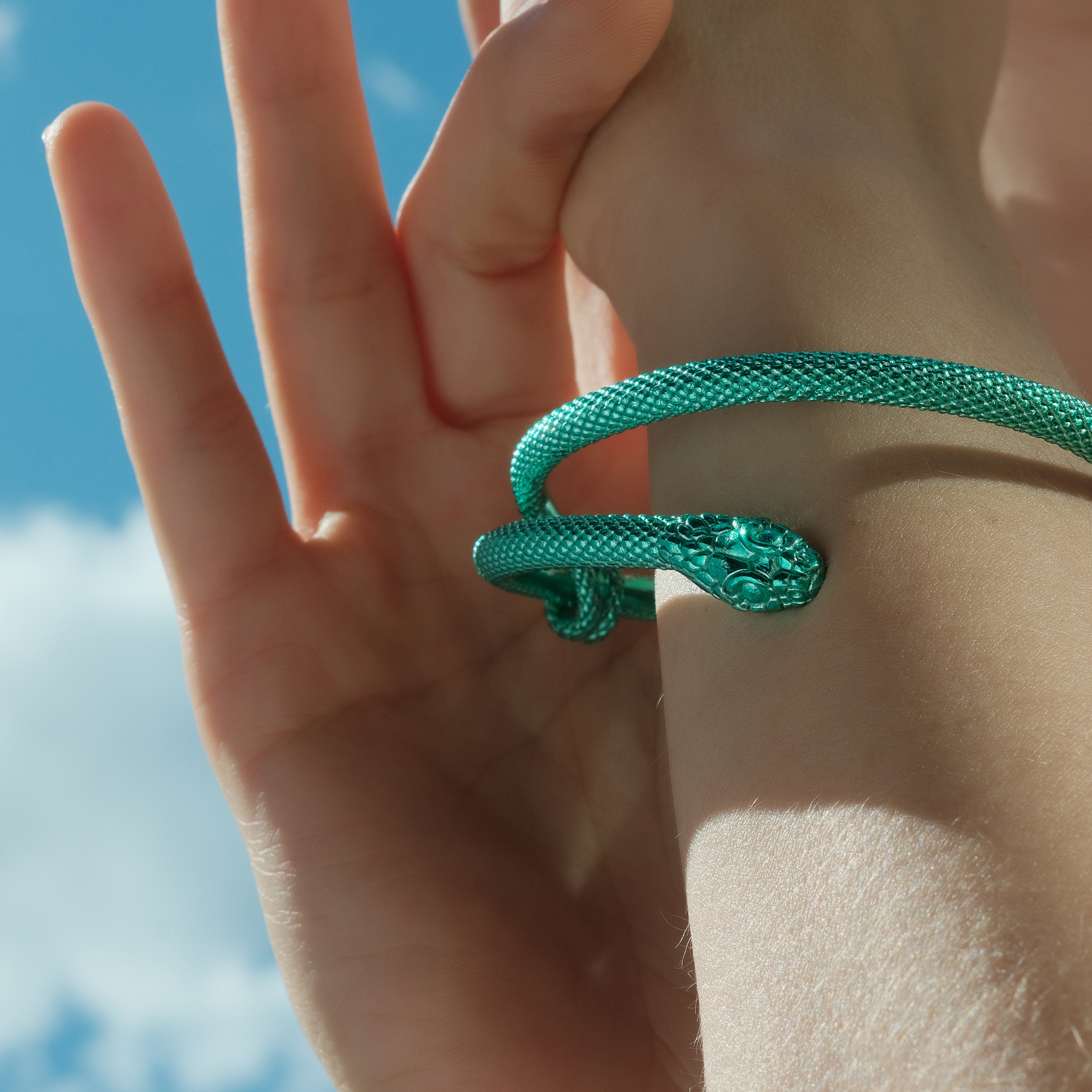 Зеленый браслет со змеей SERPENT