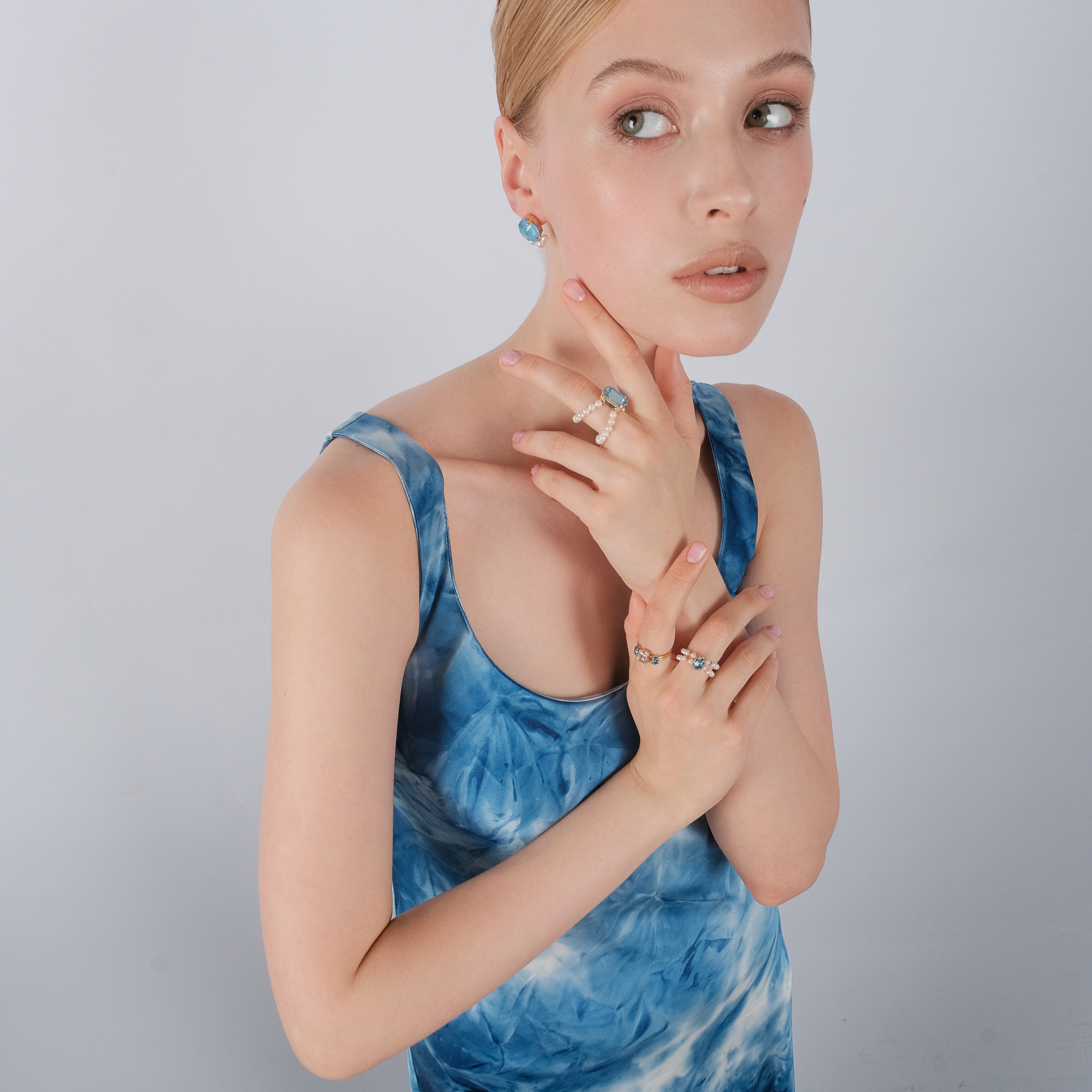 Gold-plated Blue Lagoon Earrings with Crystals