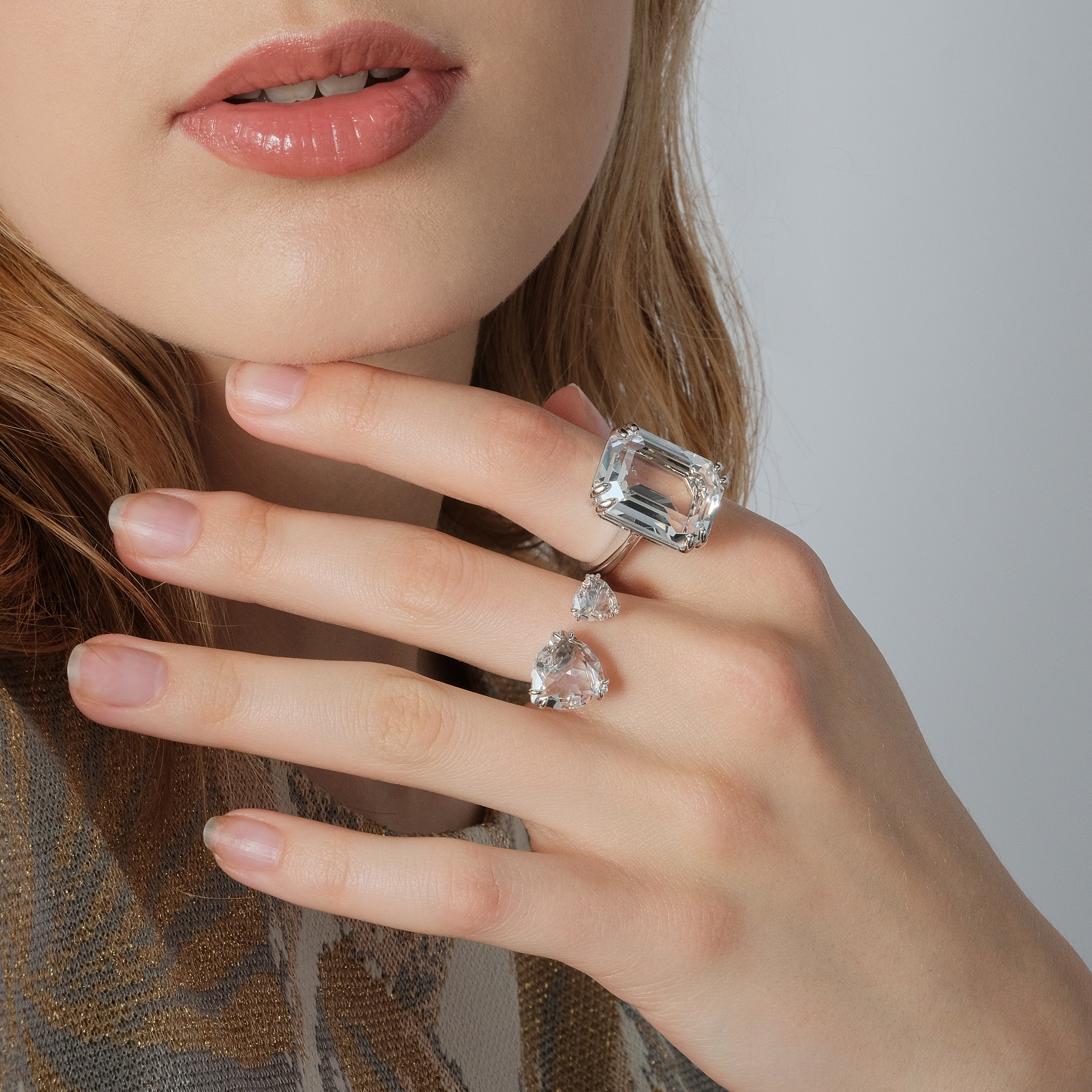 MILLENIA: незамкнутое кольцо с кристаллами Swarovski