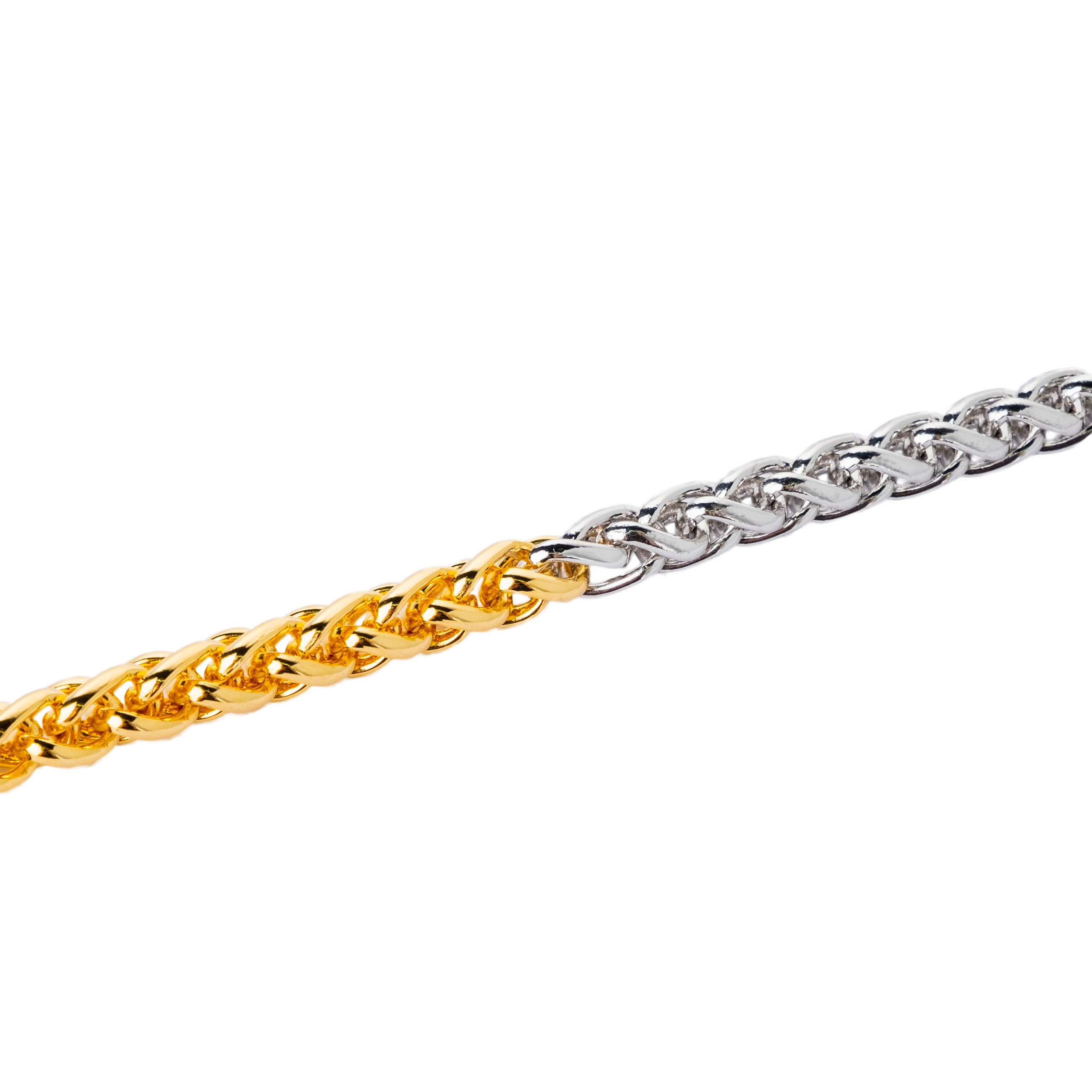 Volumetric bicolor necklace-chain with crystals