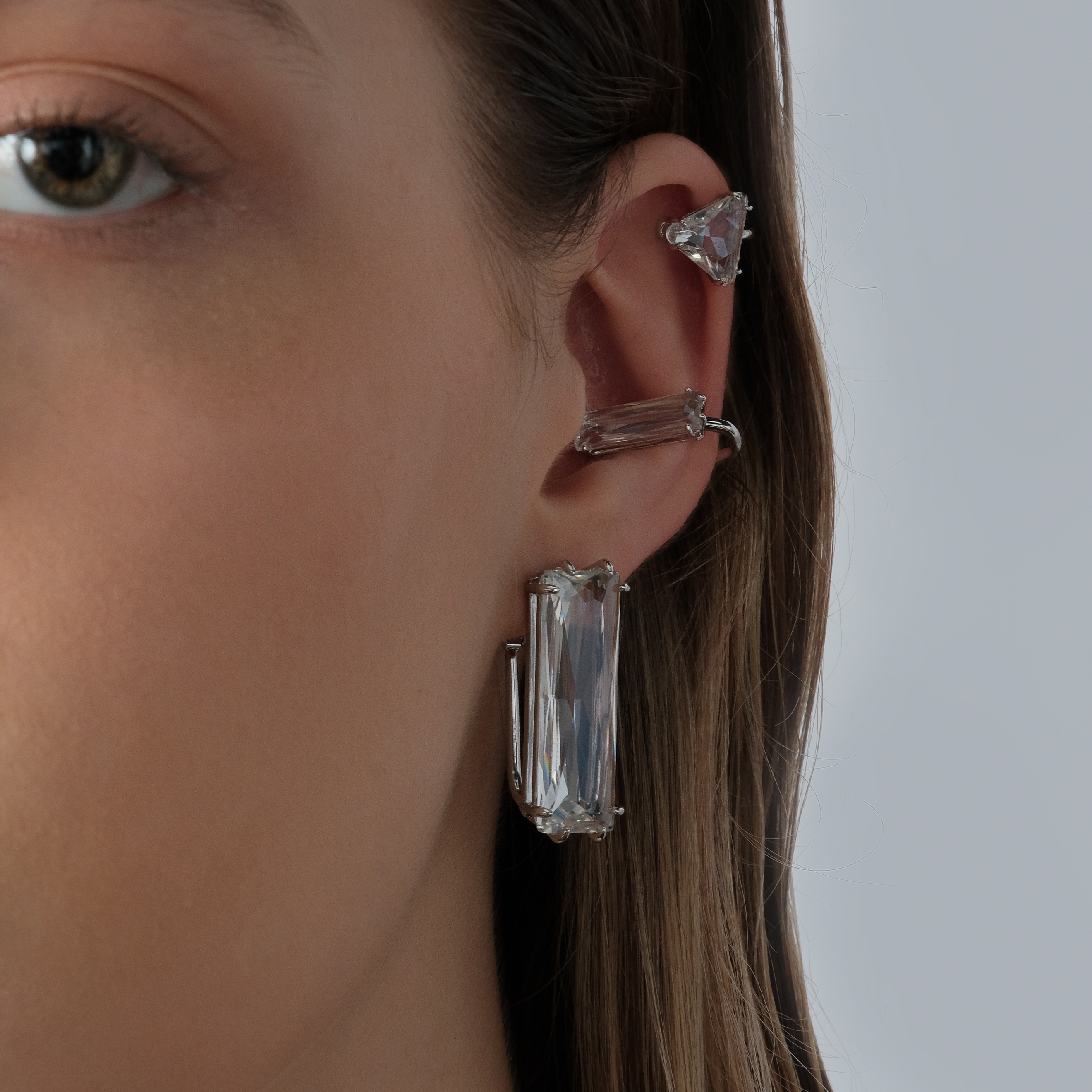 MESMERA: клипсы с кристаллами Swarovski