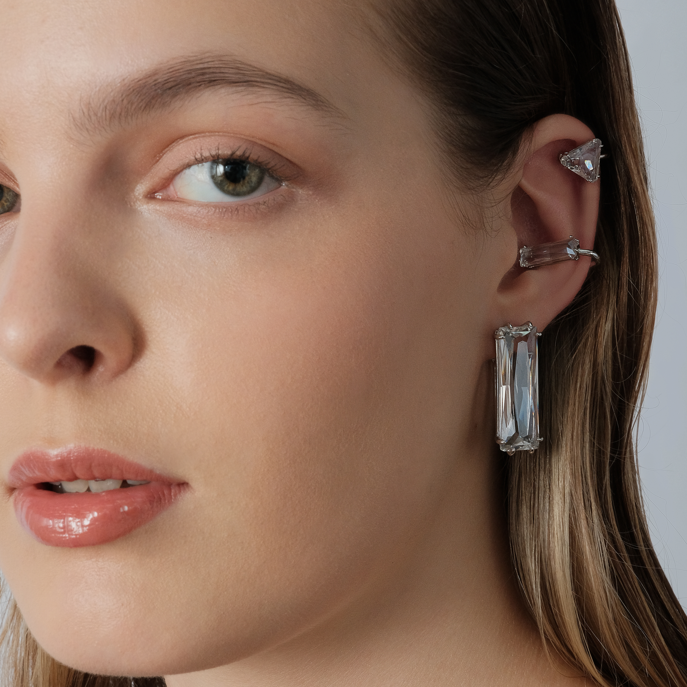 MESMERA: клипсы с кристаллами Swarovski