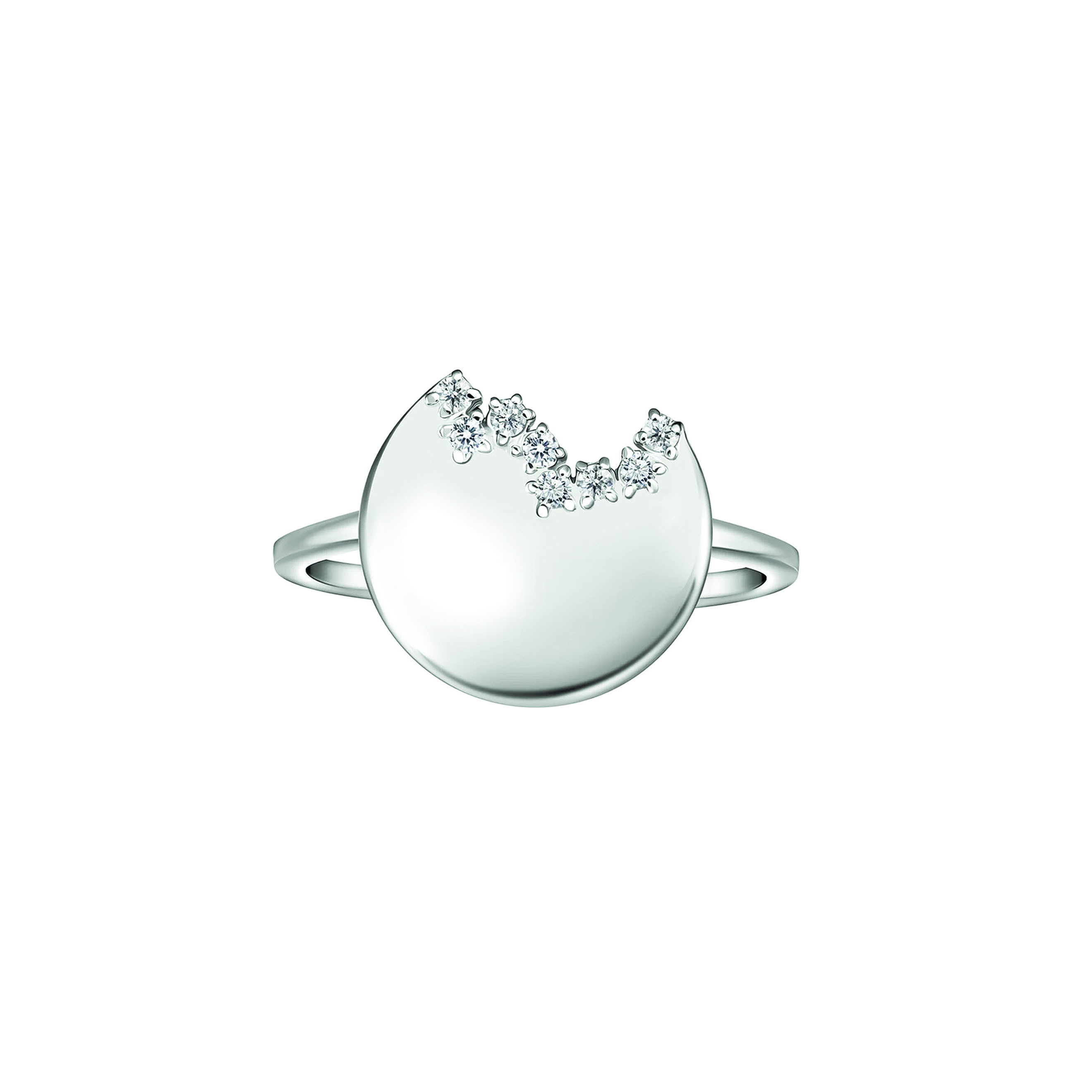 Silver ring with circle