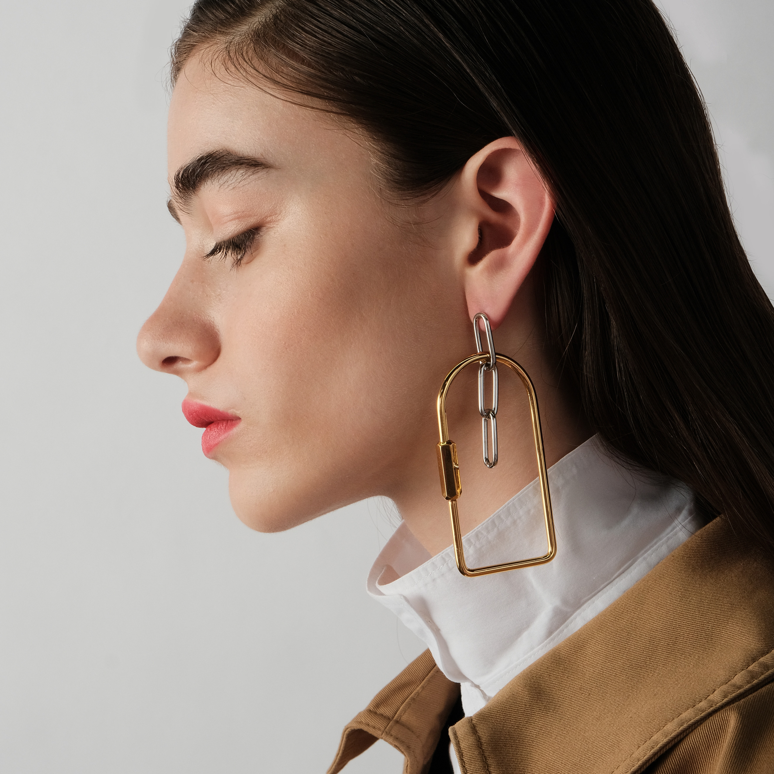 earrings with crystals and a  pendant