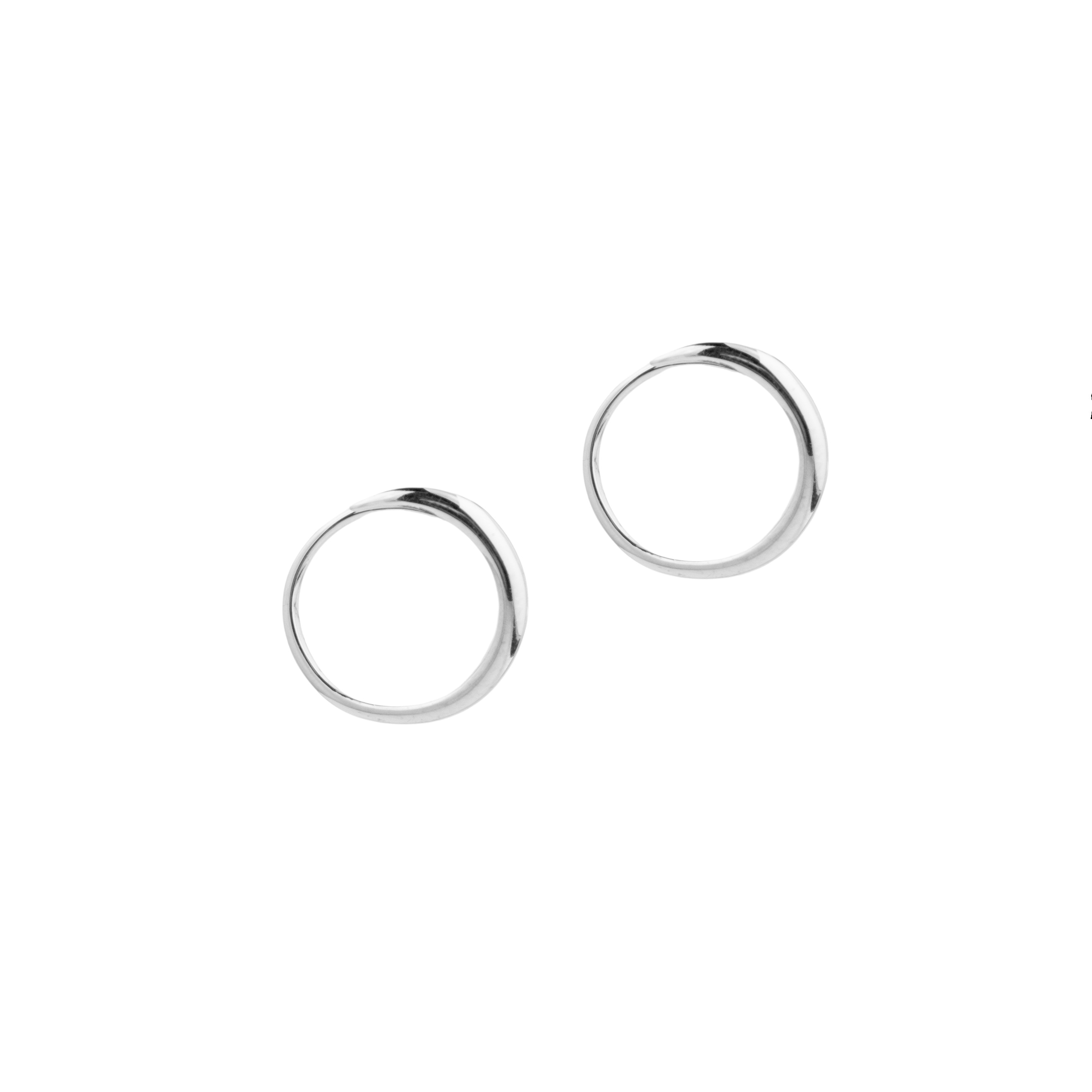Круглые серьги-кольца из серебра Ear loop
