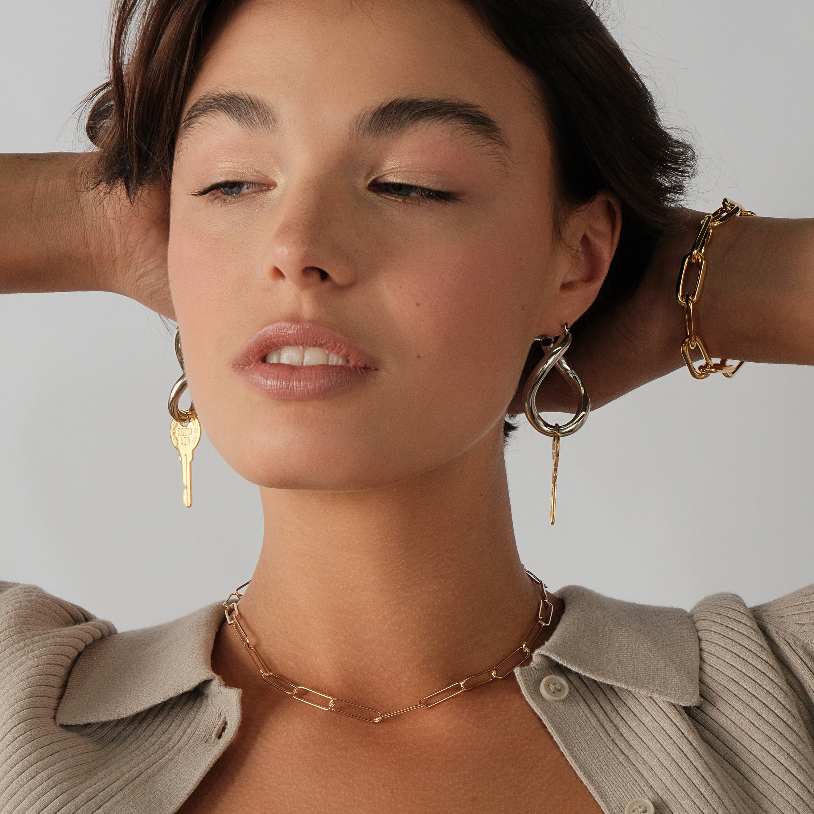 necklace-chain with thin long links