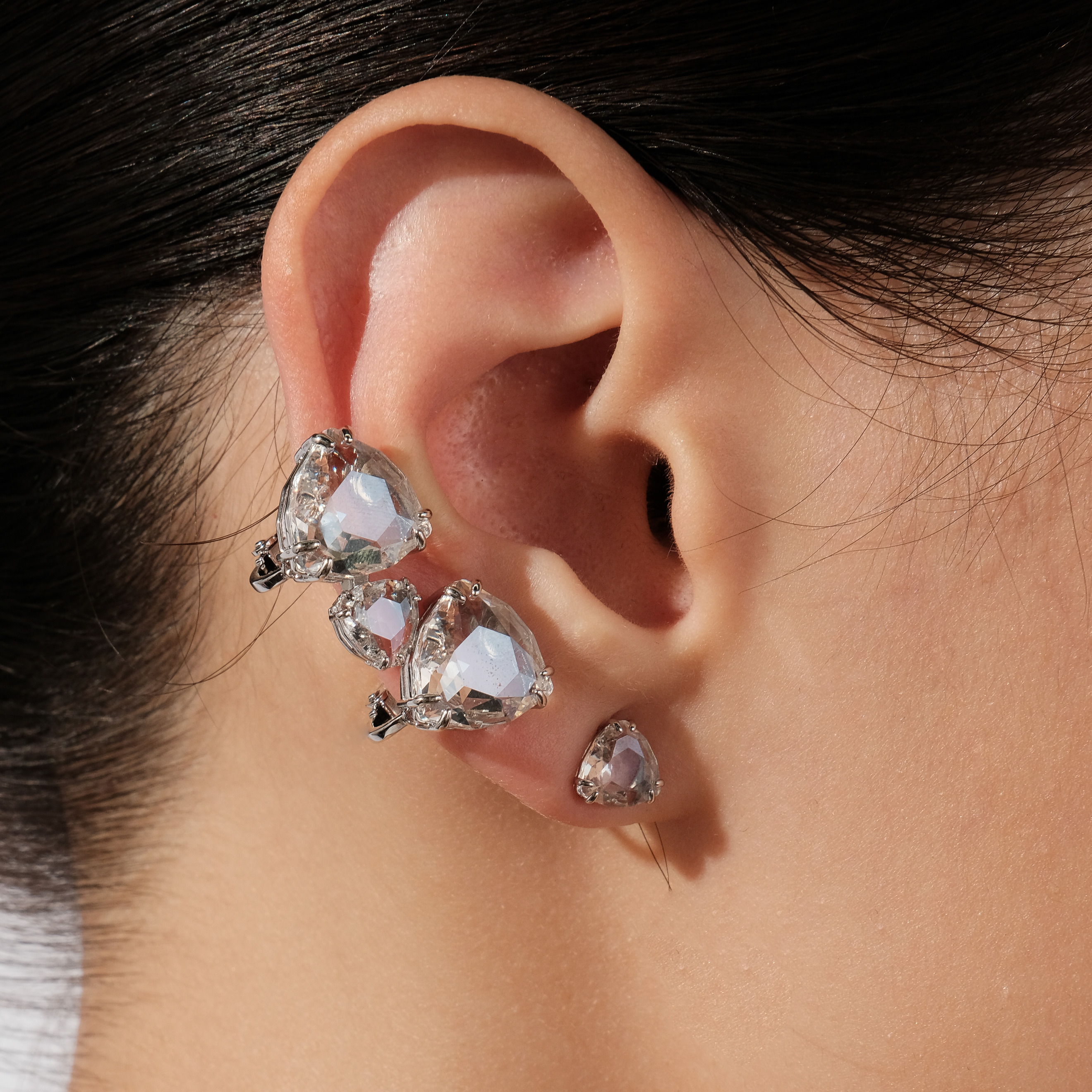 MILLENIA: каффы CRY с кристаллами Swarovski