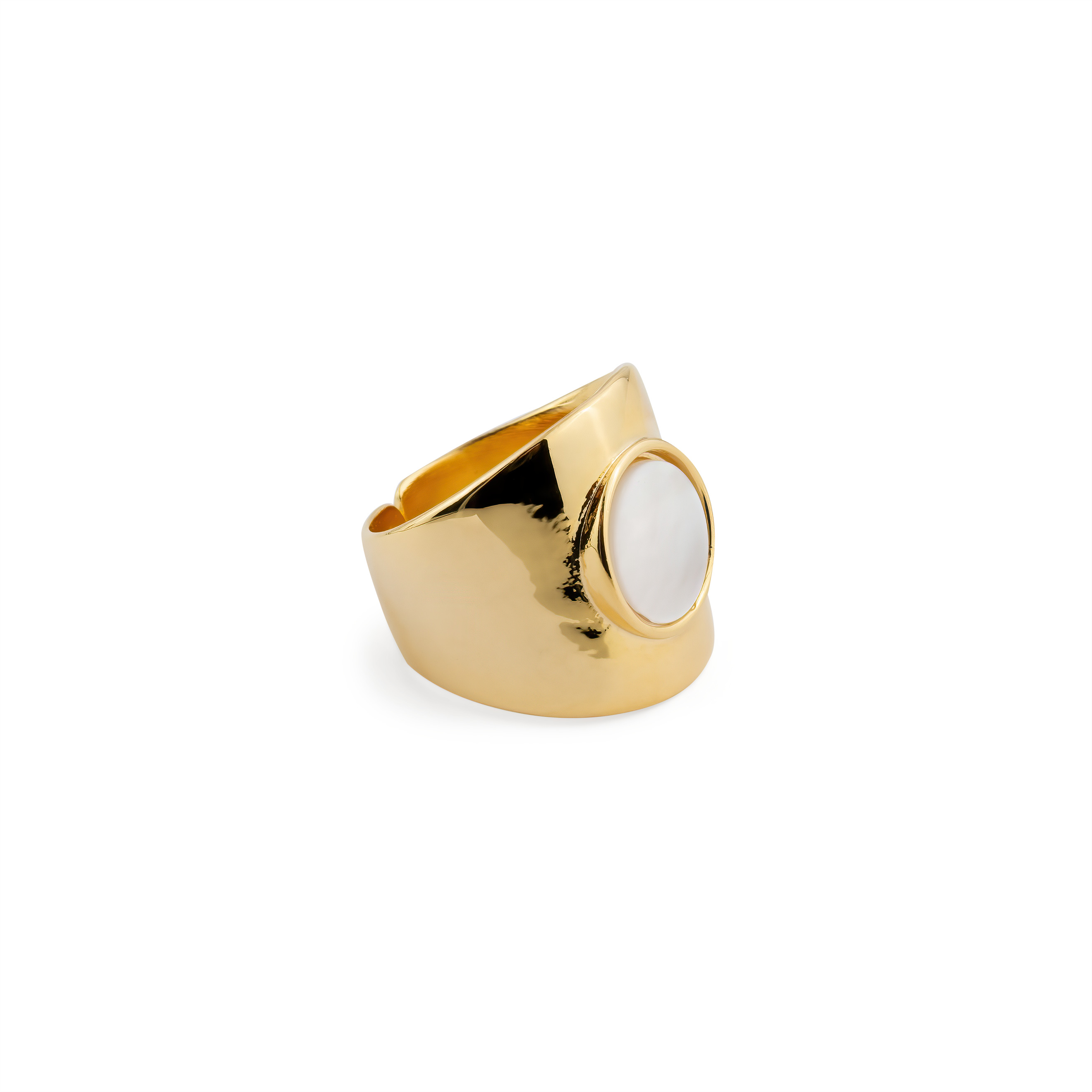 ring with round white insert
