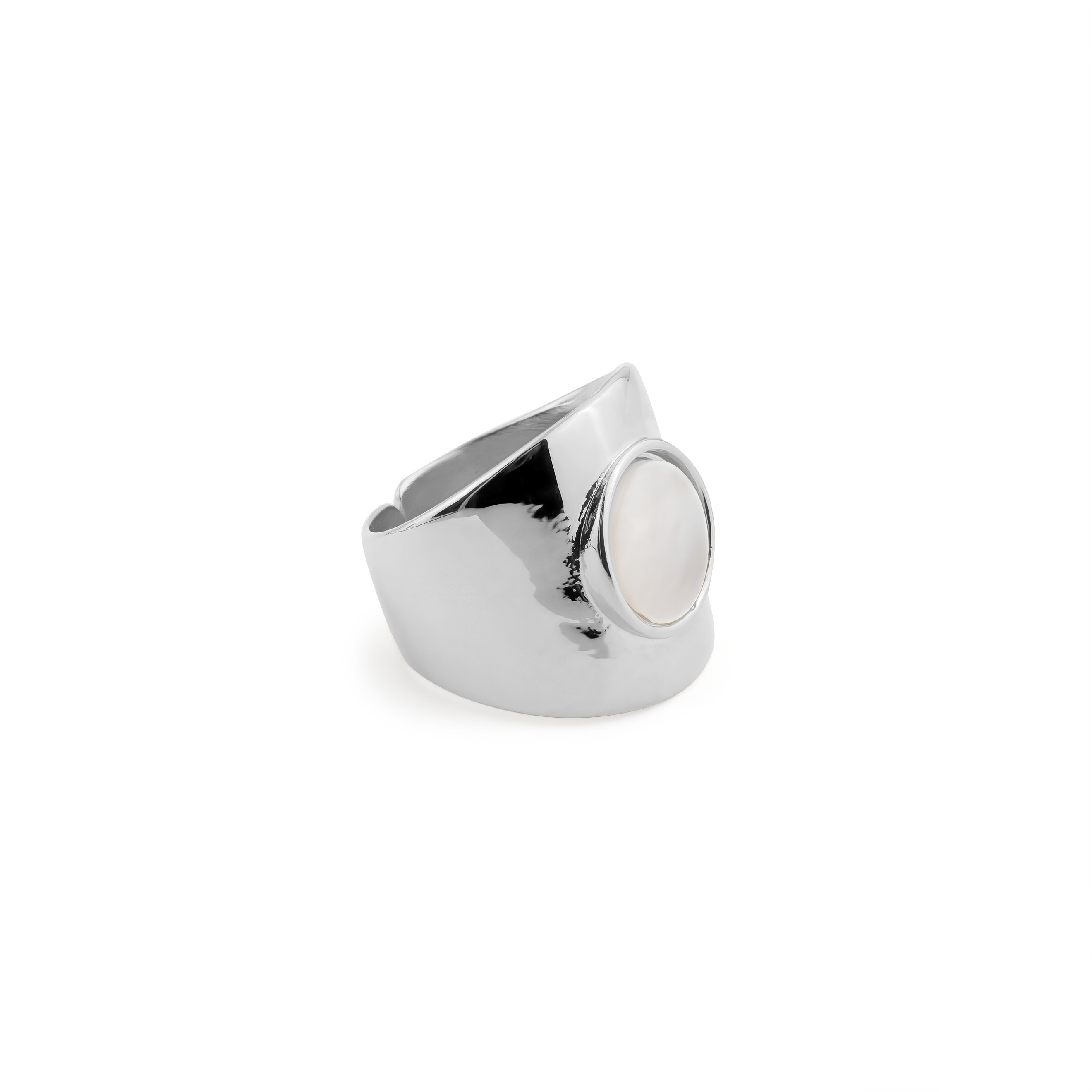 ring with round white insert