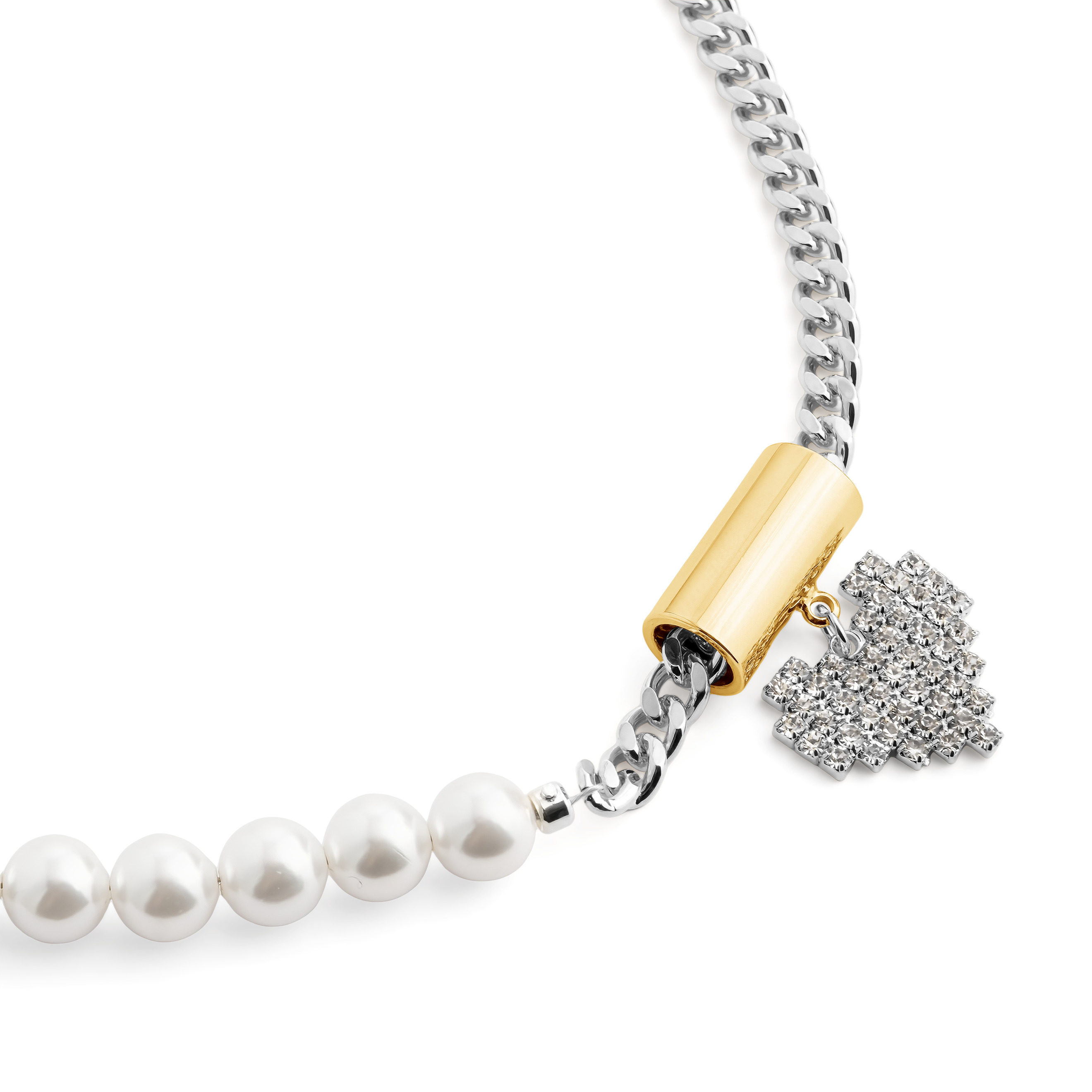 necklace-chain with pearls and golden heart pendant with crystals
