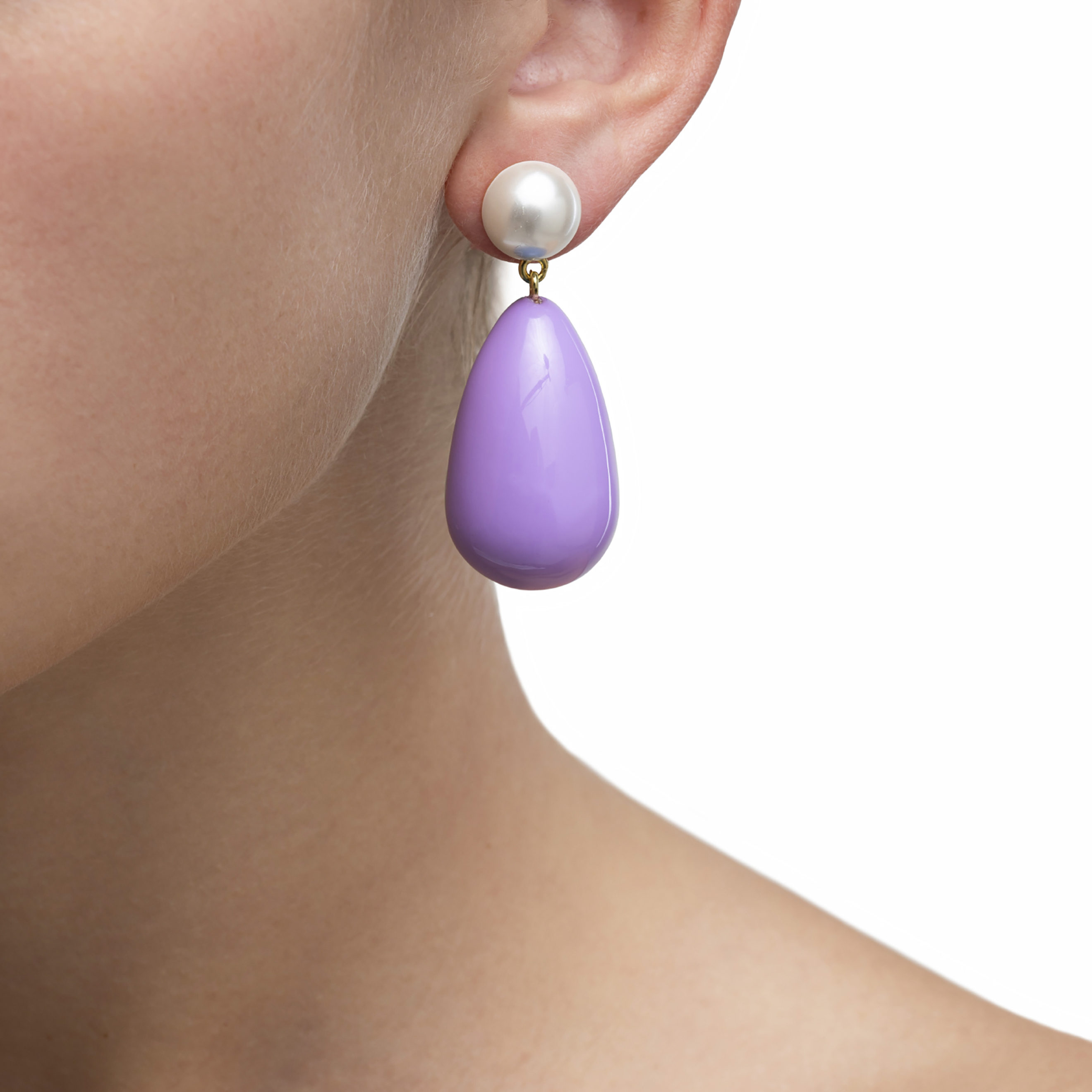 Gold-plated silver earrings with lilac enamel and pearls
