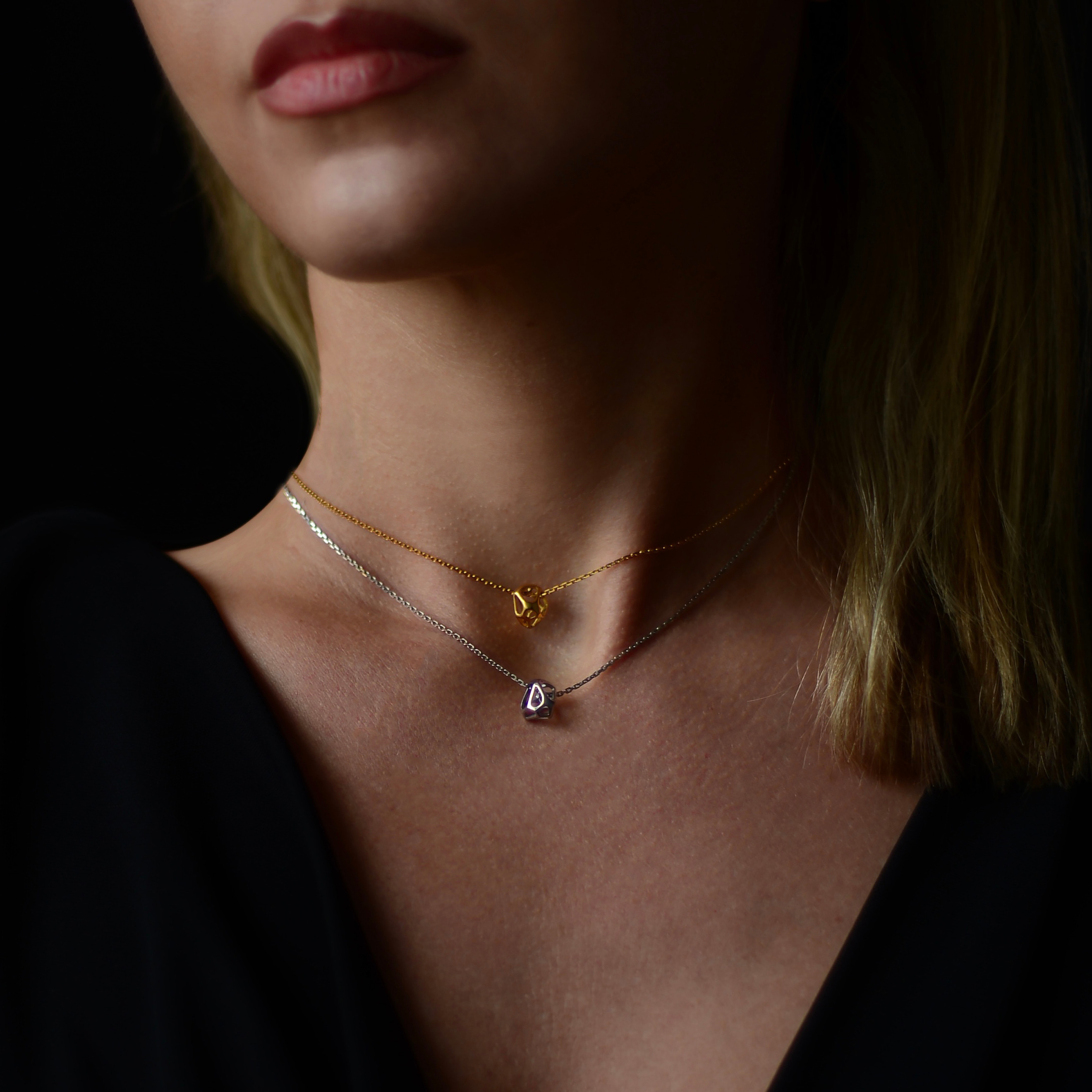 Кулоны и подвески Vertigo Jewellery Lab Подвеска маленькая “CELL MONO” silv Серебро 925, бел. родий