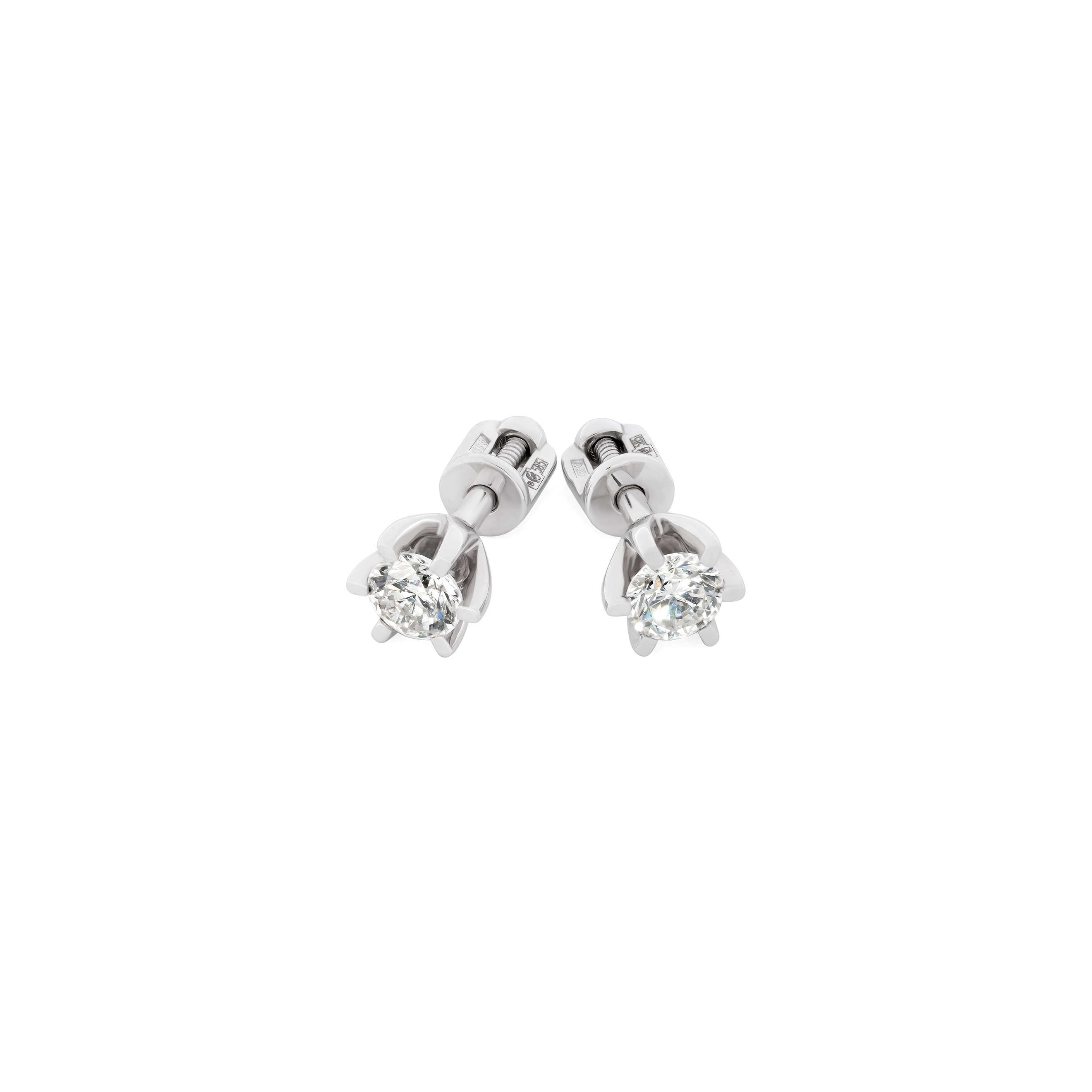Earrings made of white gold with diamonds