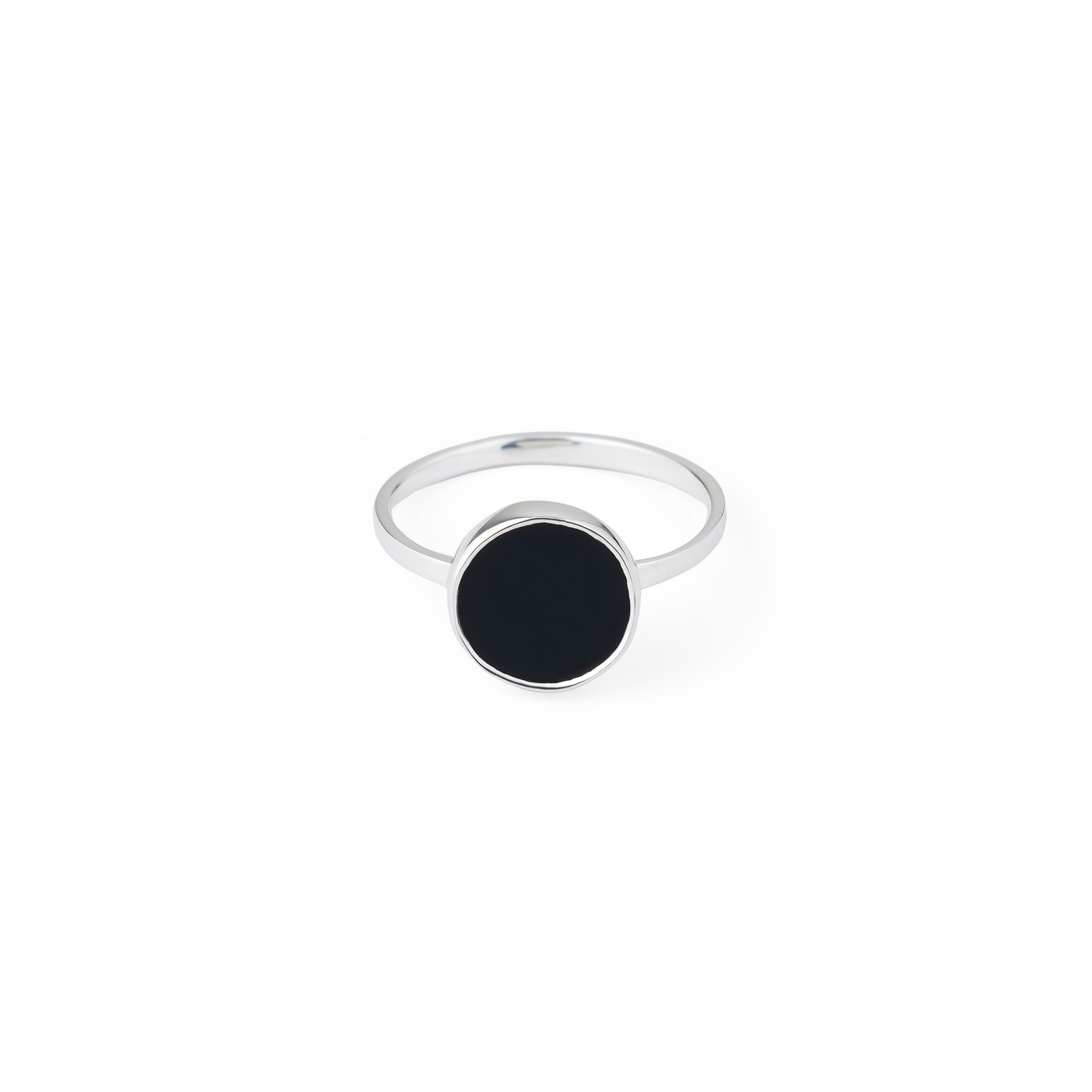 Moonswoon Кольцо из серебра с ониксом moonswoon широкое кольцо из серебра с ониксом