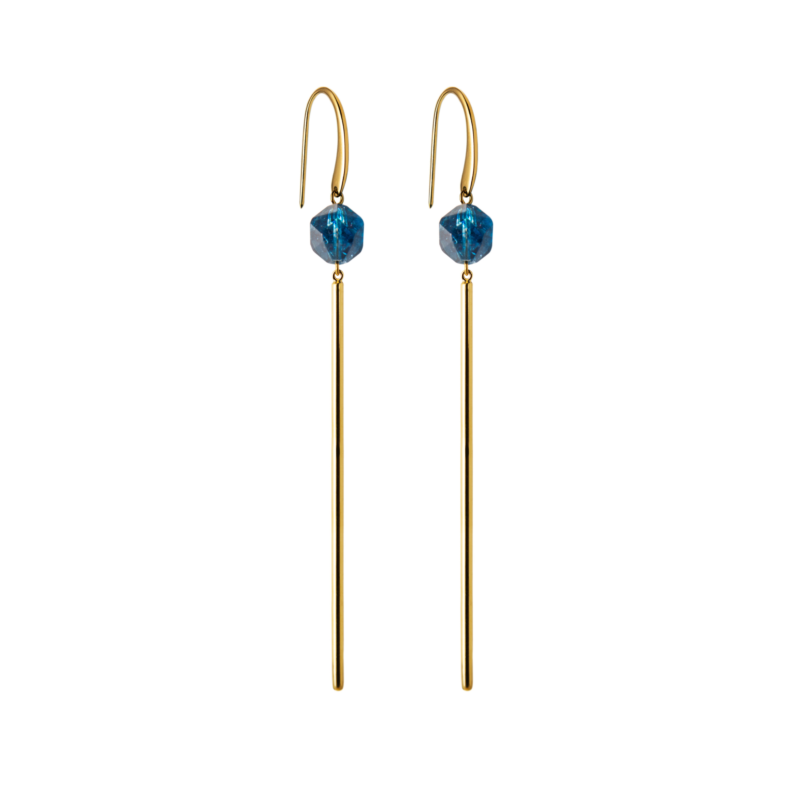 Gold-plated stud earrings with quartz