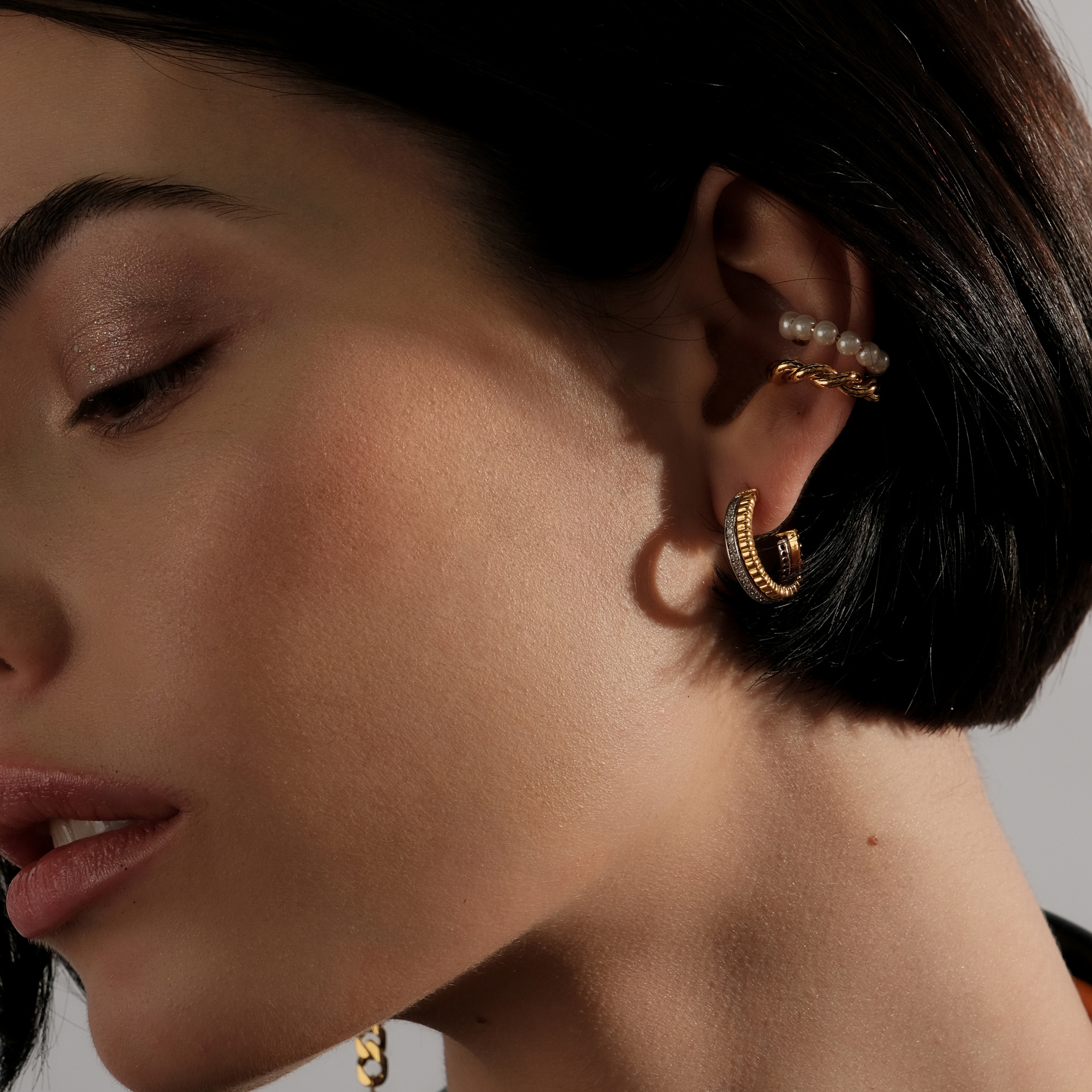 Bicolor ring Earrings with Crystals