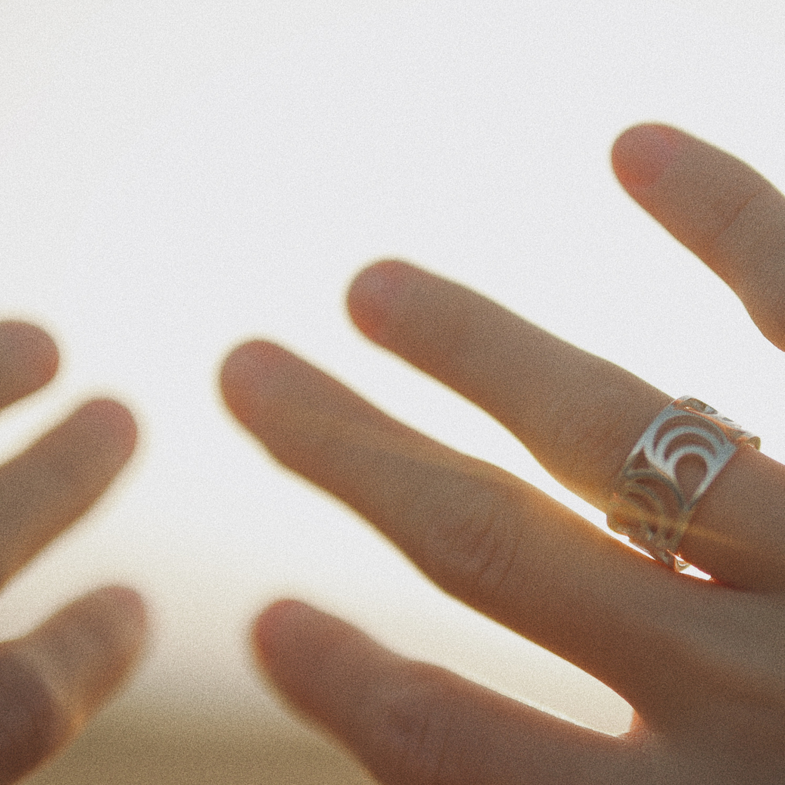 ANÍ ring pattern ring made of silver