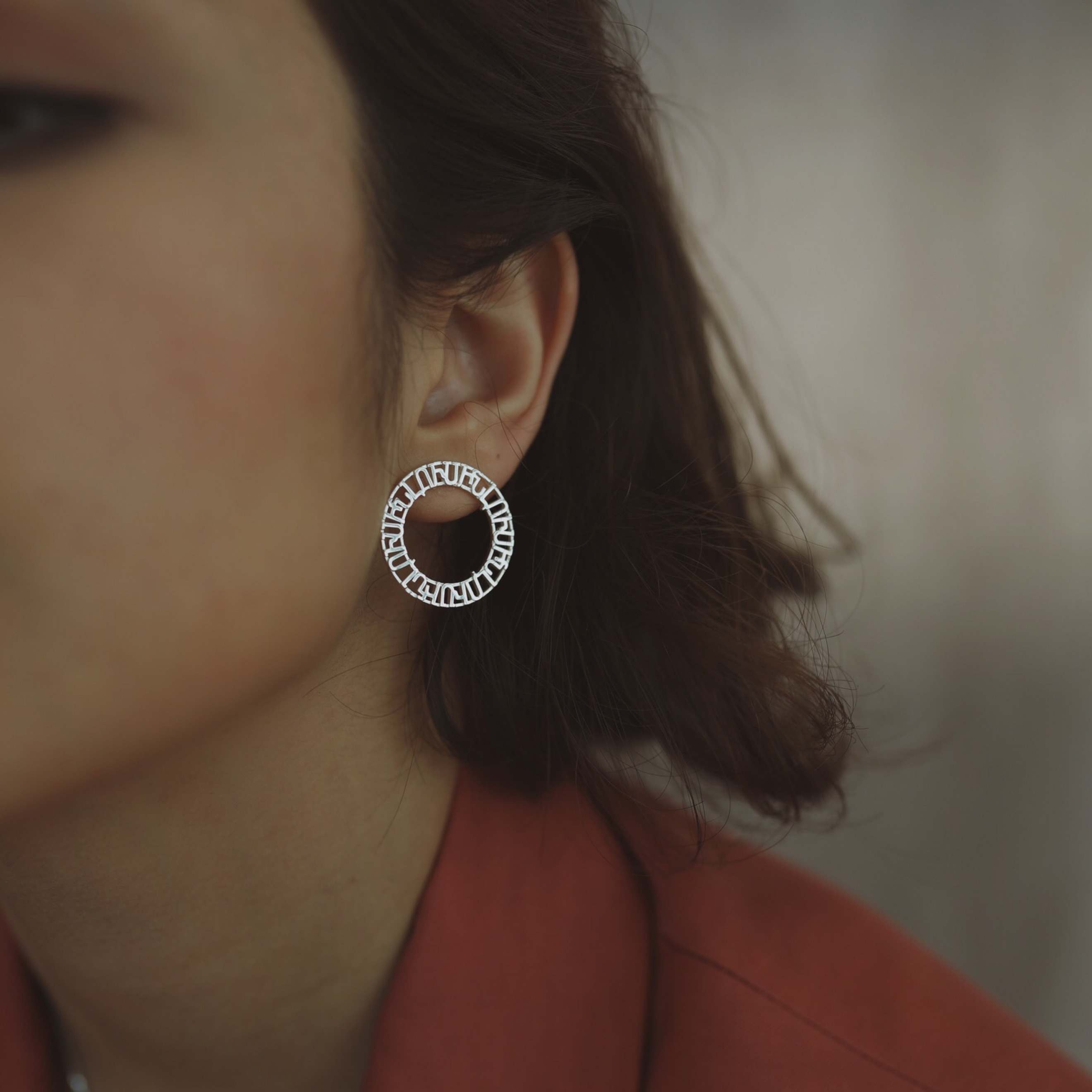 Earrings-circles made of silver LUSÍN earrings