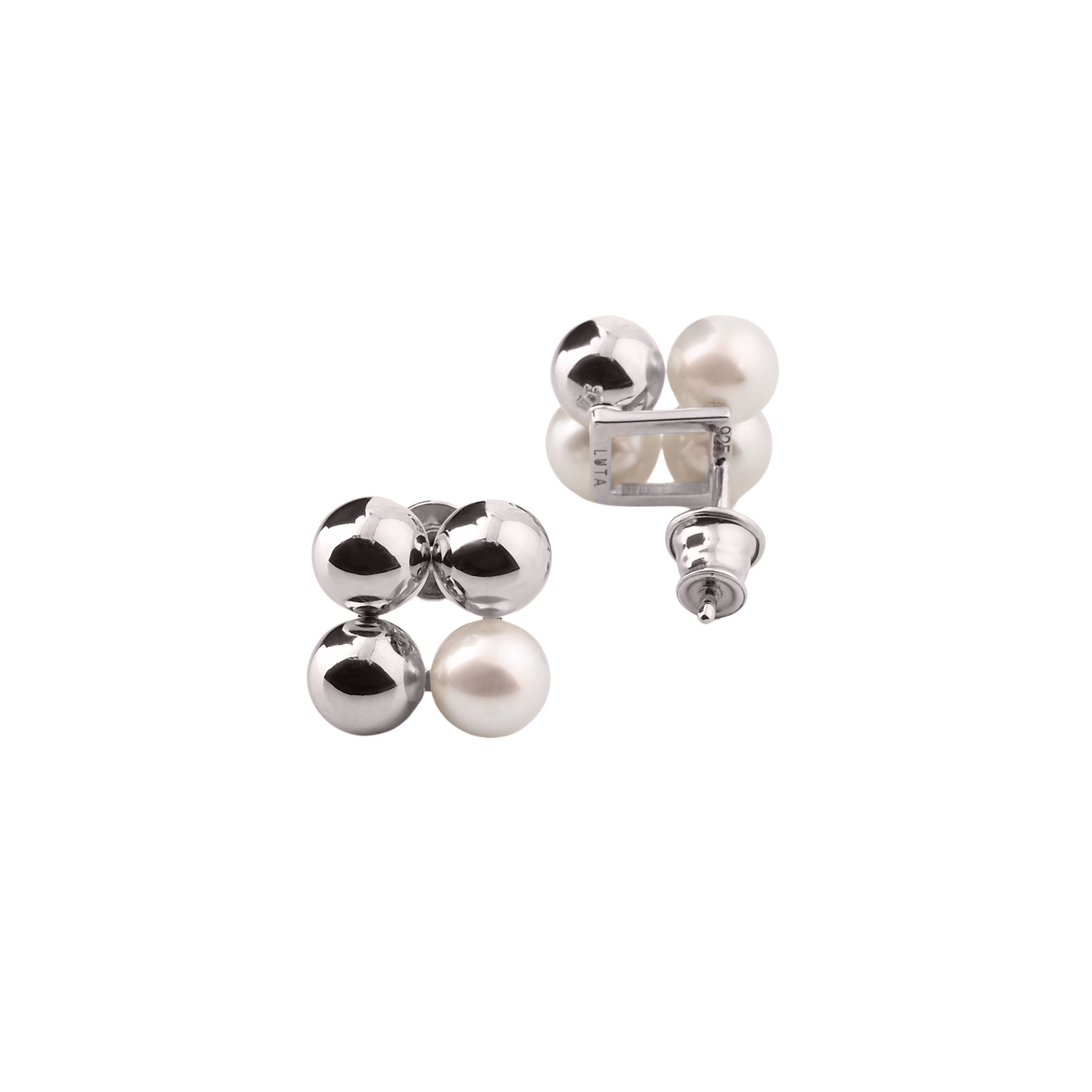 Poussettes-clover made of silver with pearls