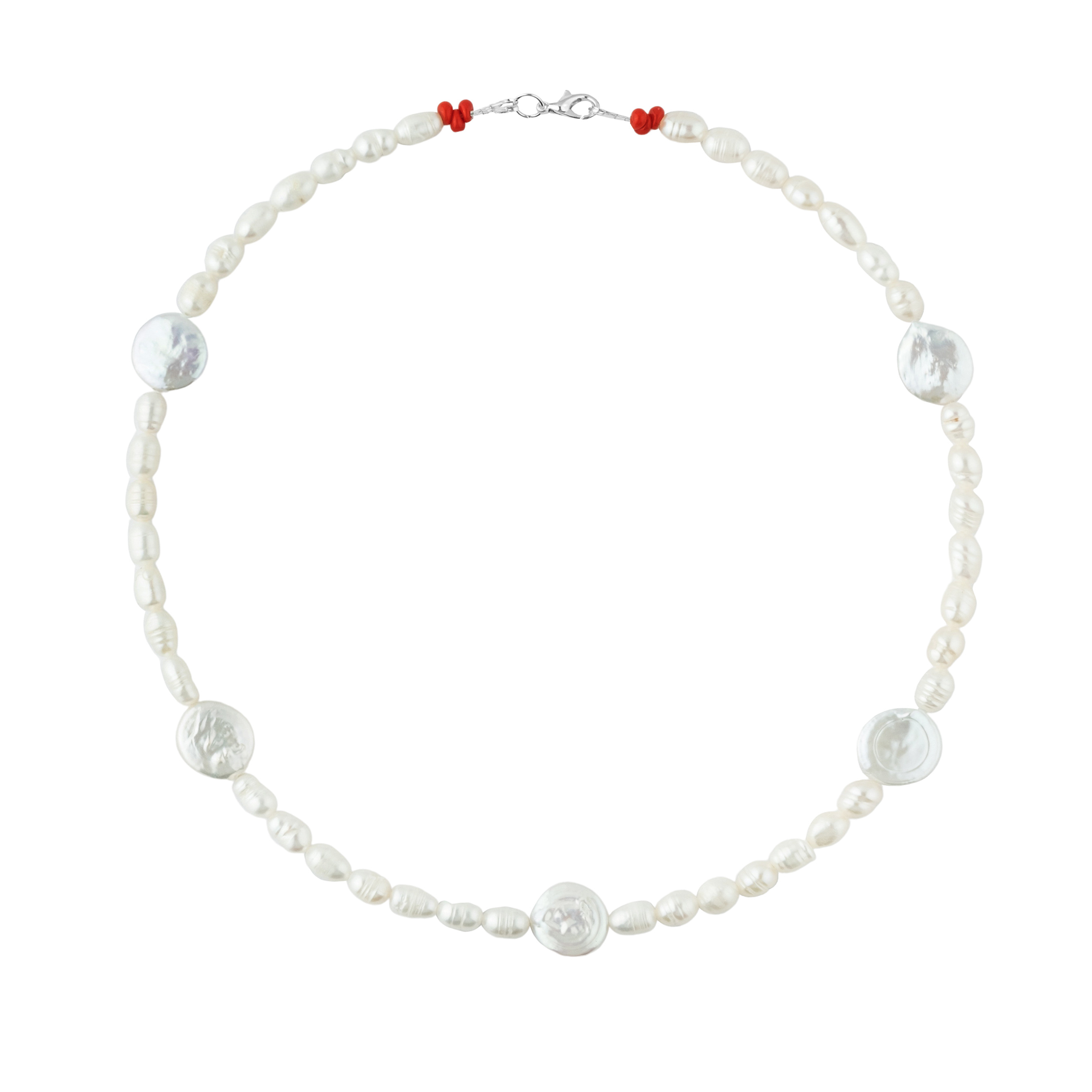 Choker necklace made of pearls
