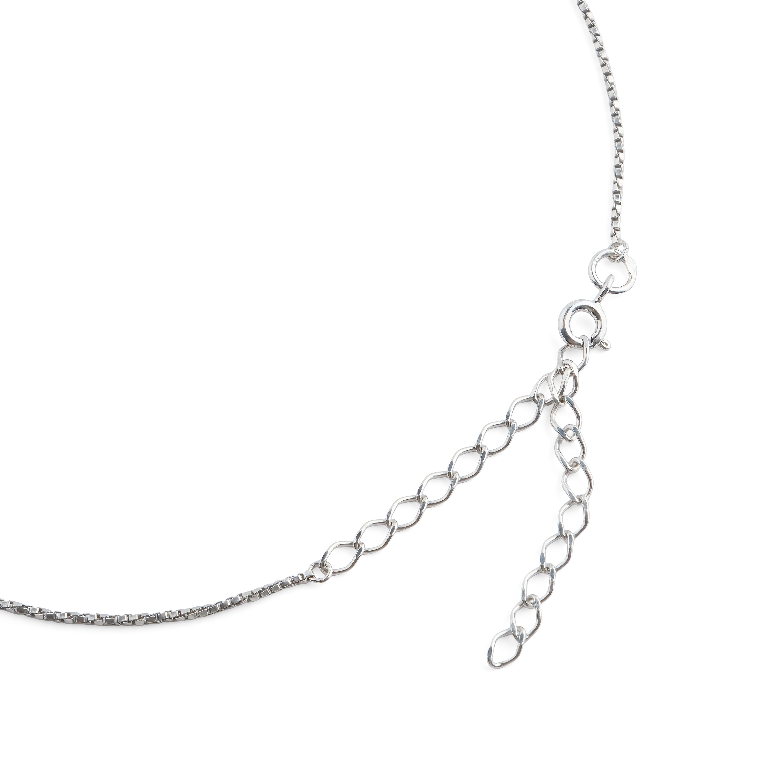 Chain with rutile quartz cut baguette