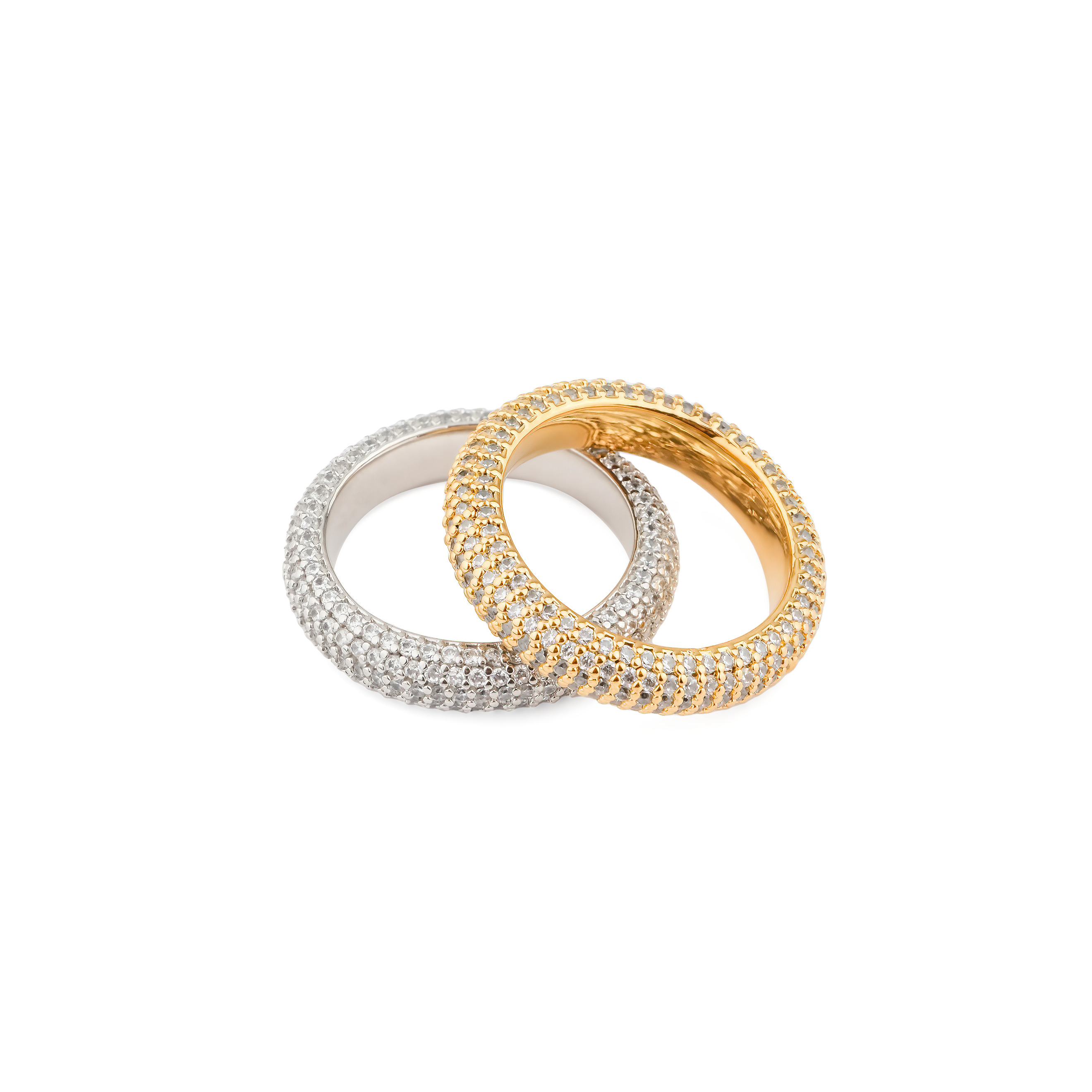 Set of rings with crystals