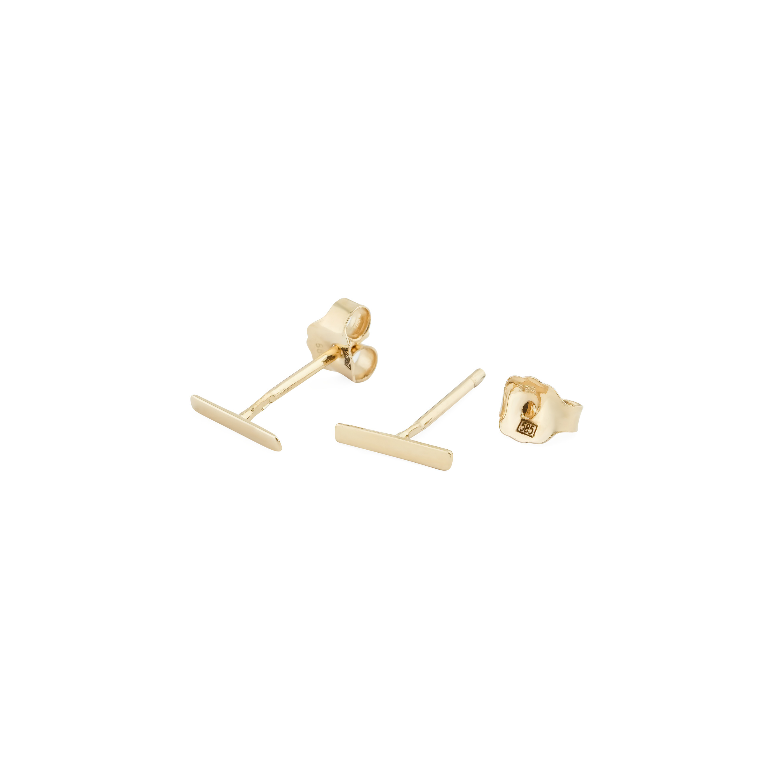 Earrings made of gold