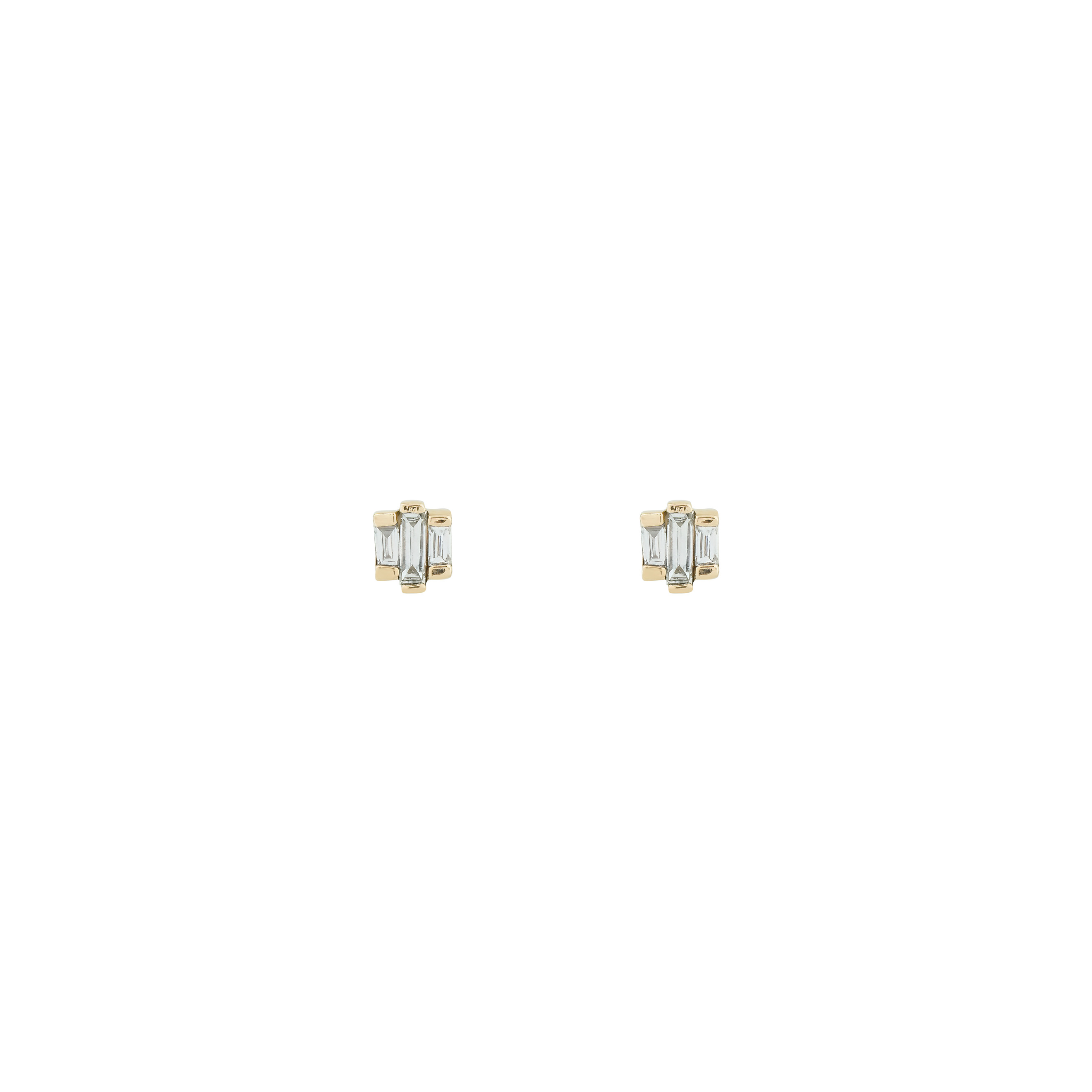 Labrettes made of gold with diamonds