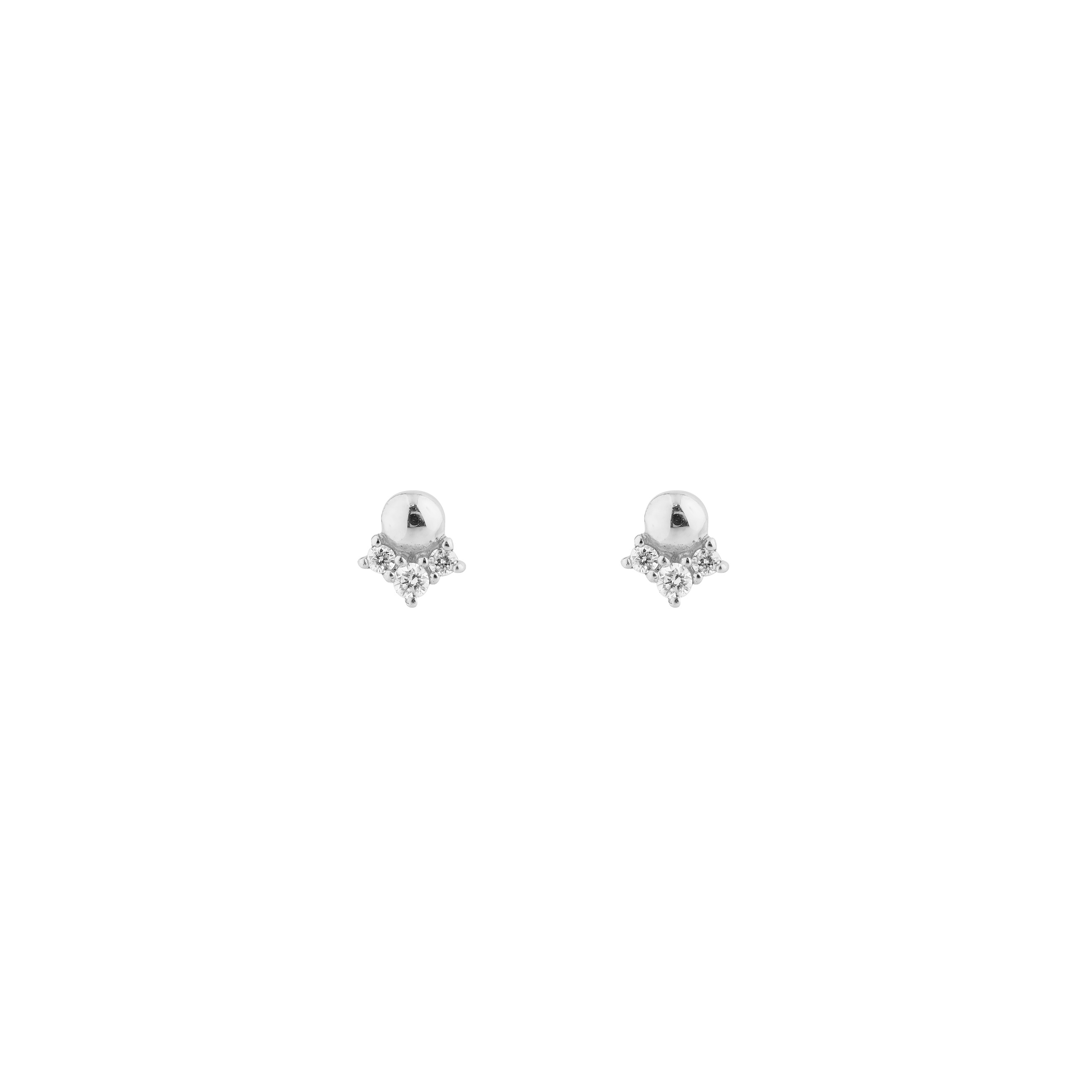 White gold labrettes with diamonds
