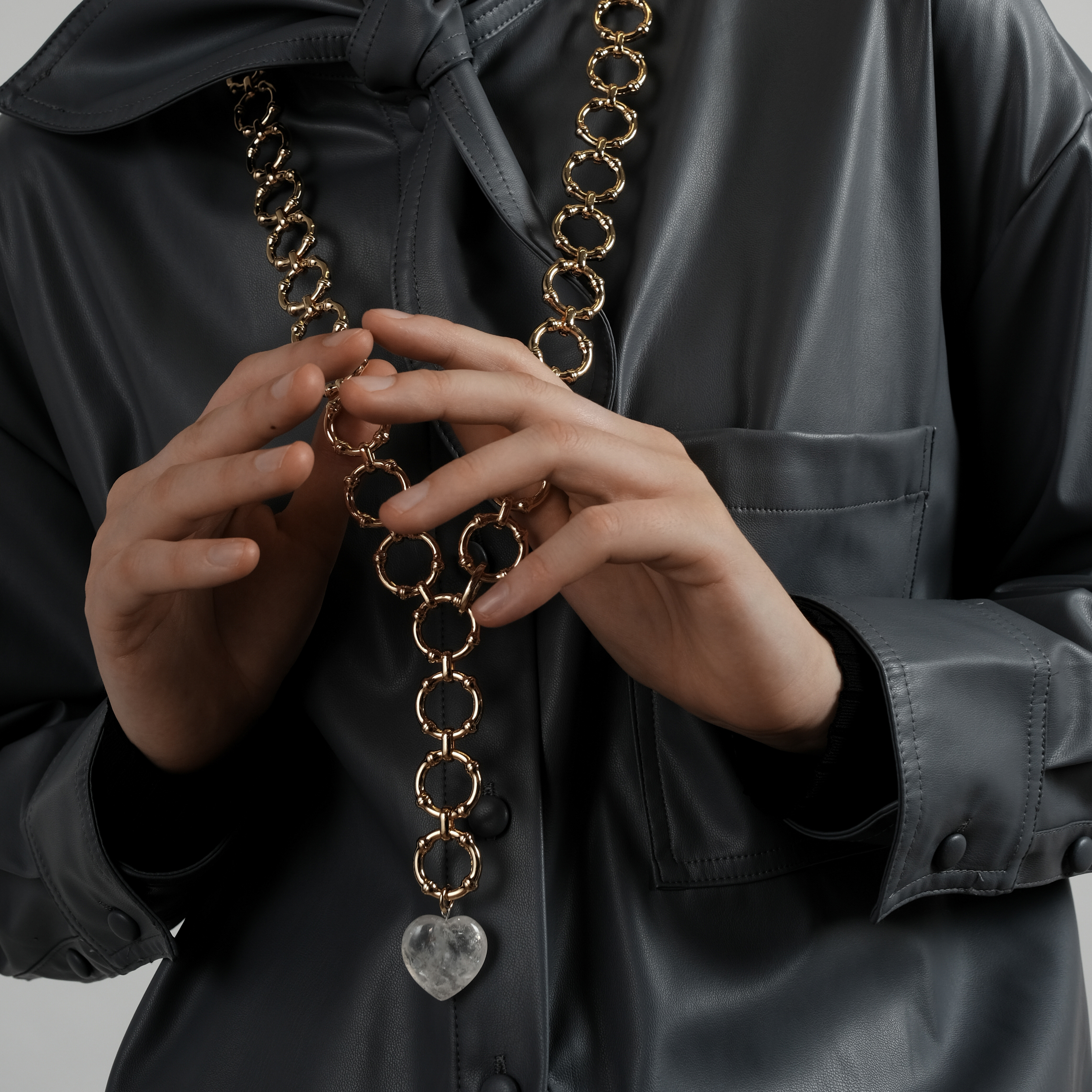 Jewelry alloy belt with gold plating and rhinestone pendant "ROME"