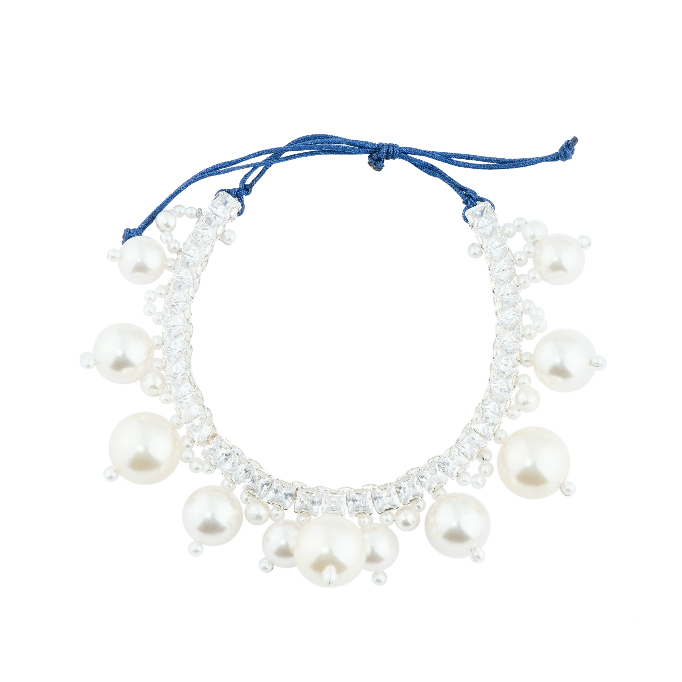 Bracelet with crystals and pearls on a rope