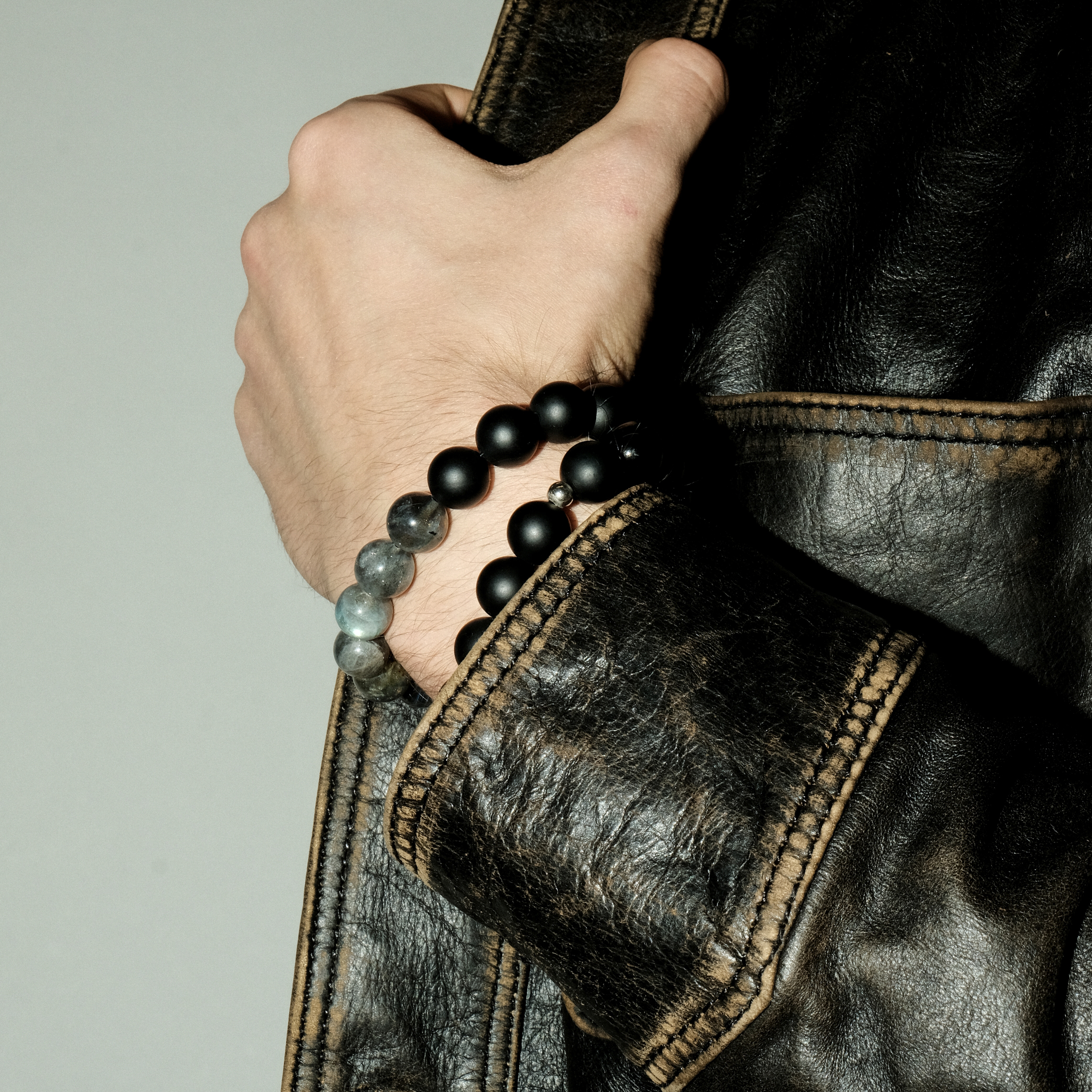 Bracelet made of agate and labrador Ø12mm