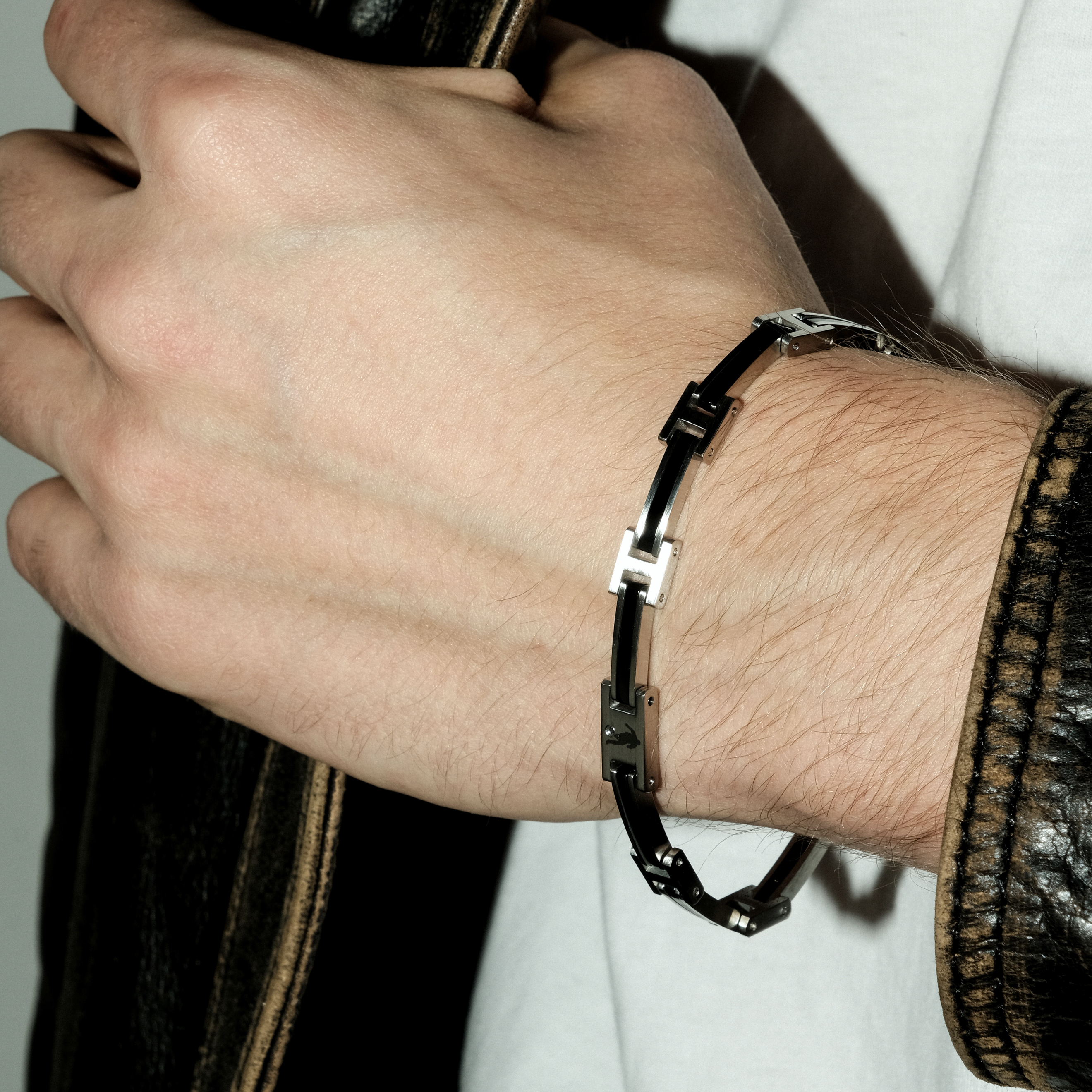 Stainless steel bracelet with one black diamond
