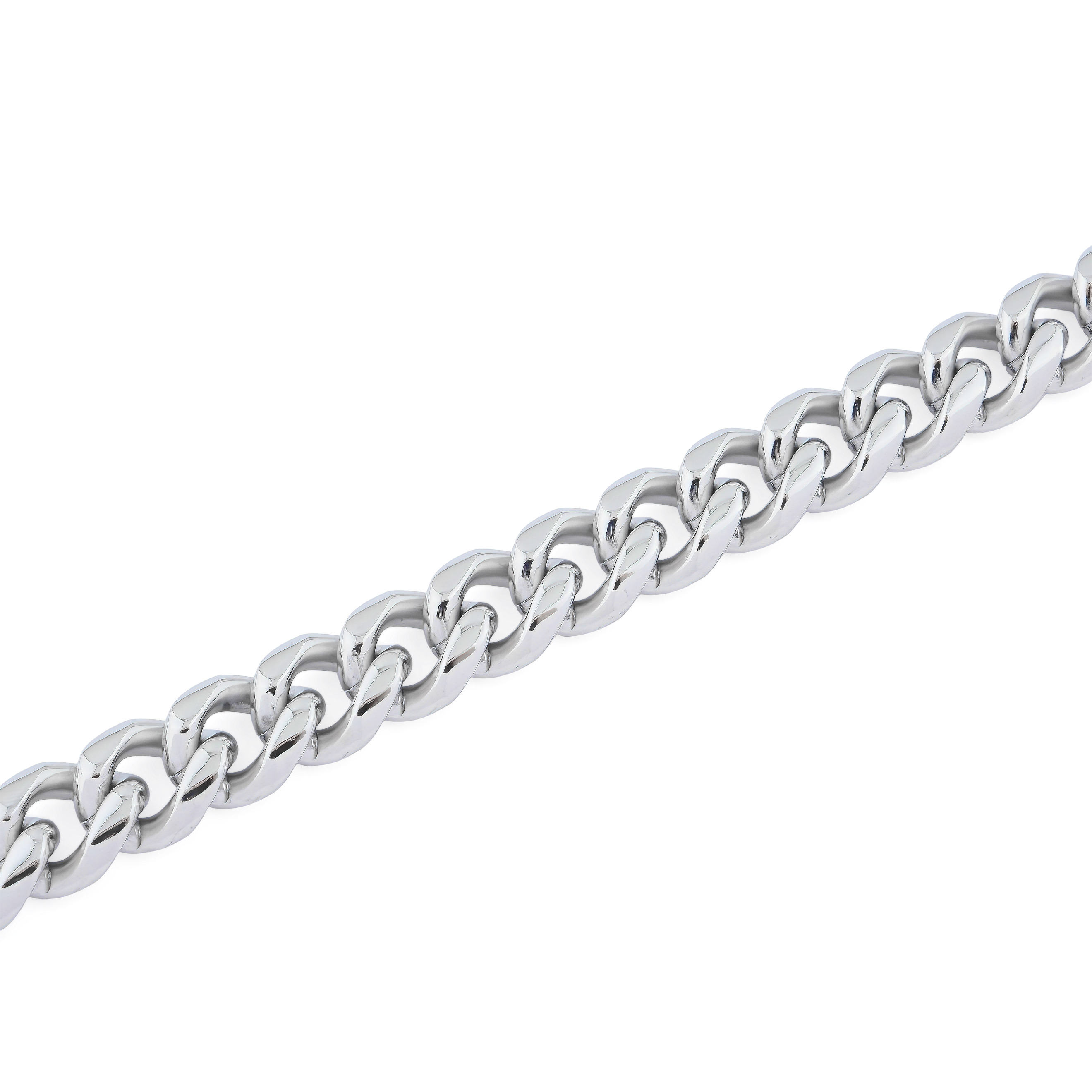 Steel chain with large shell weave