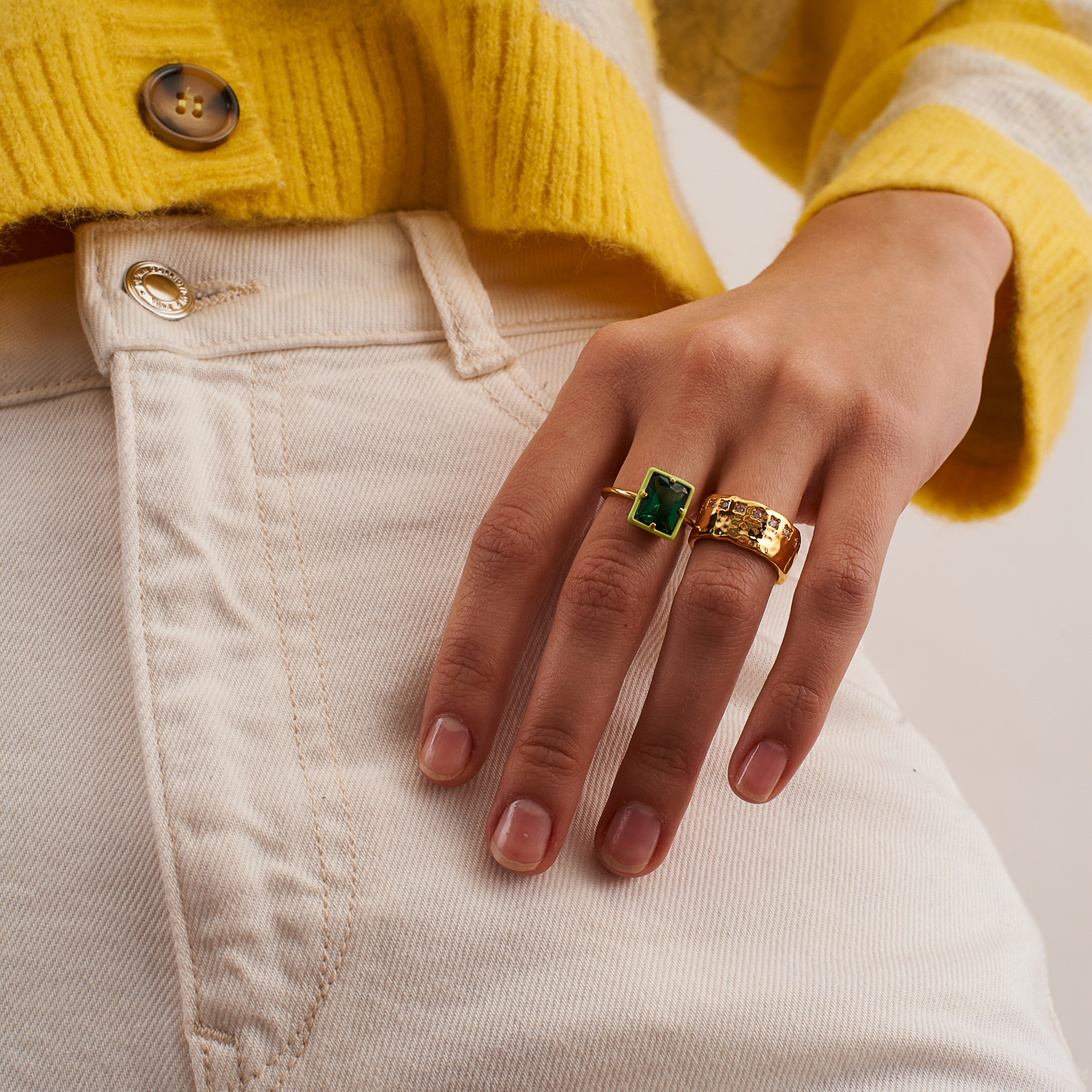 ring with crystals