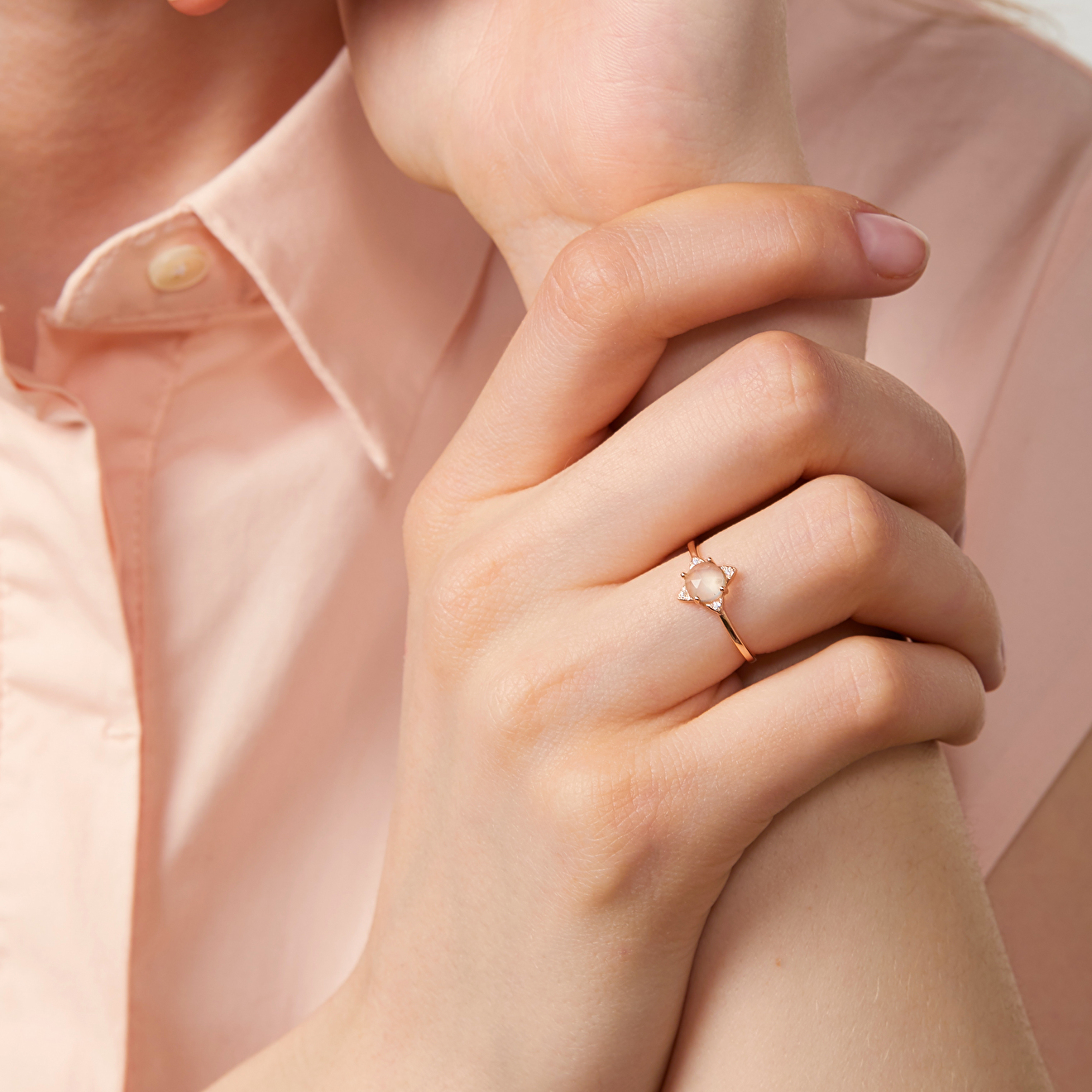 Gold-plated The Rose ring with prenite
