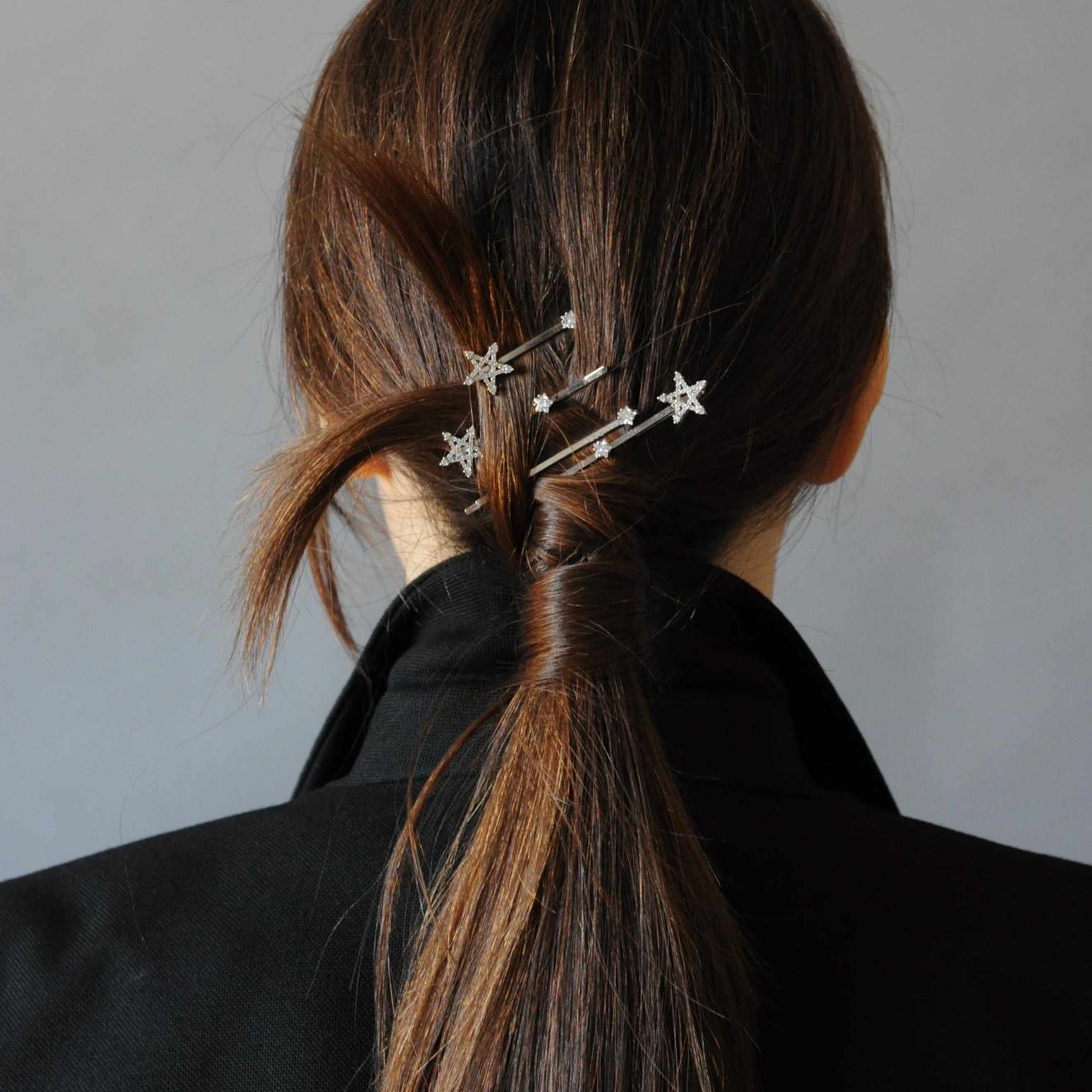 A set of two invisibles with stars and crystals