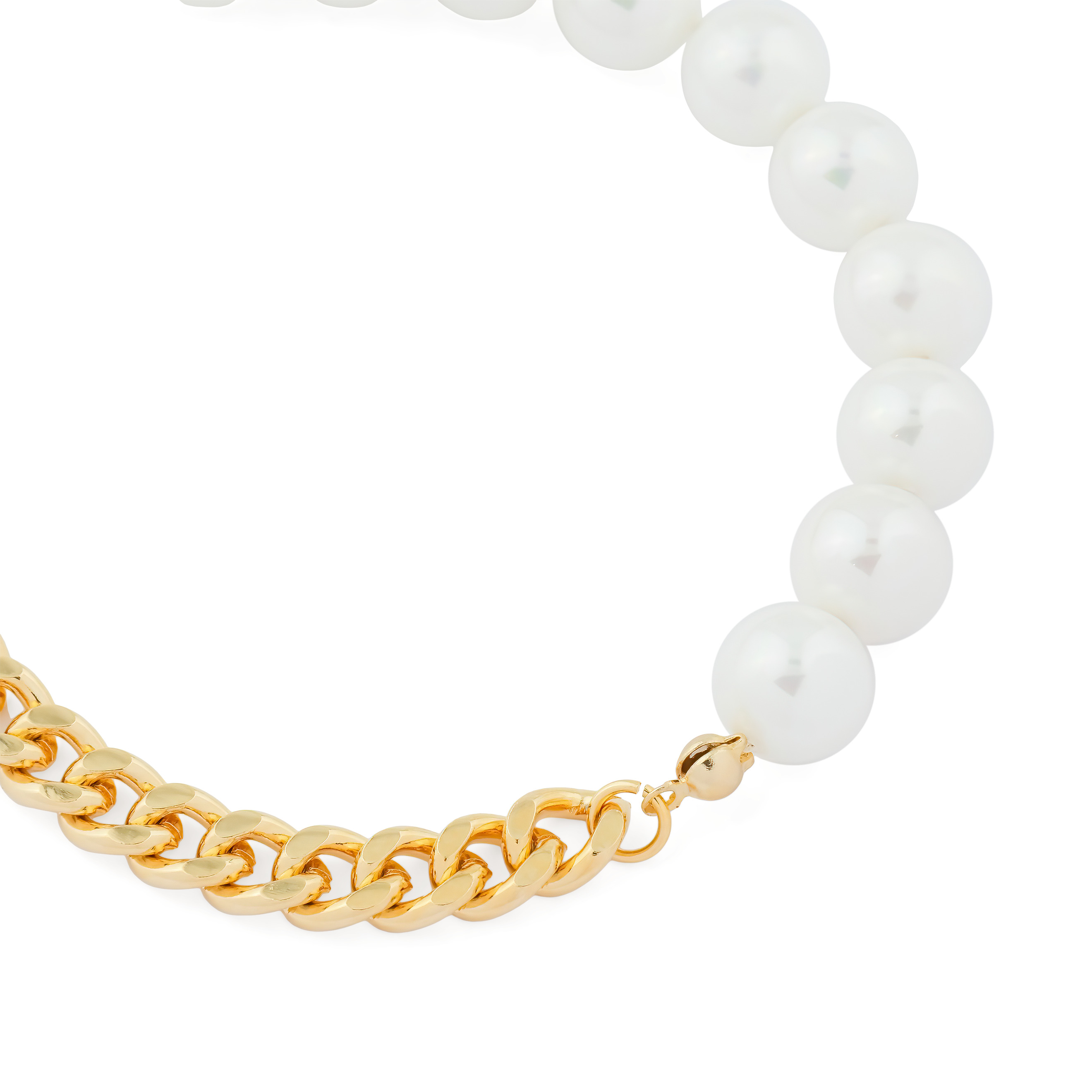 chain bracelet with imitation pearls and peacock on the lock