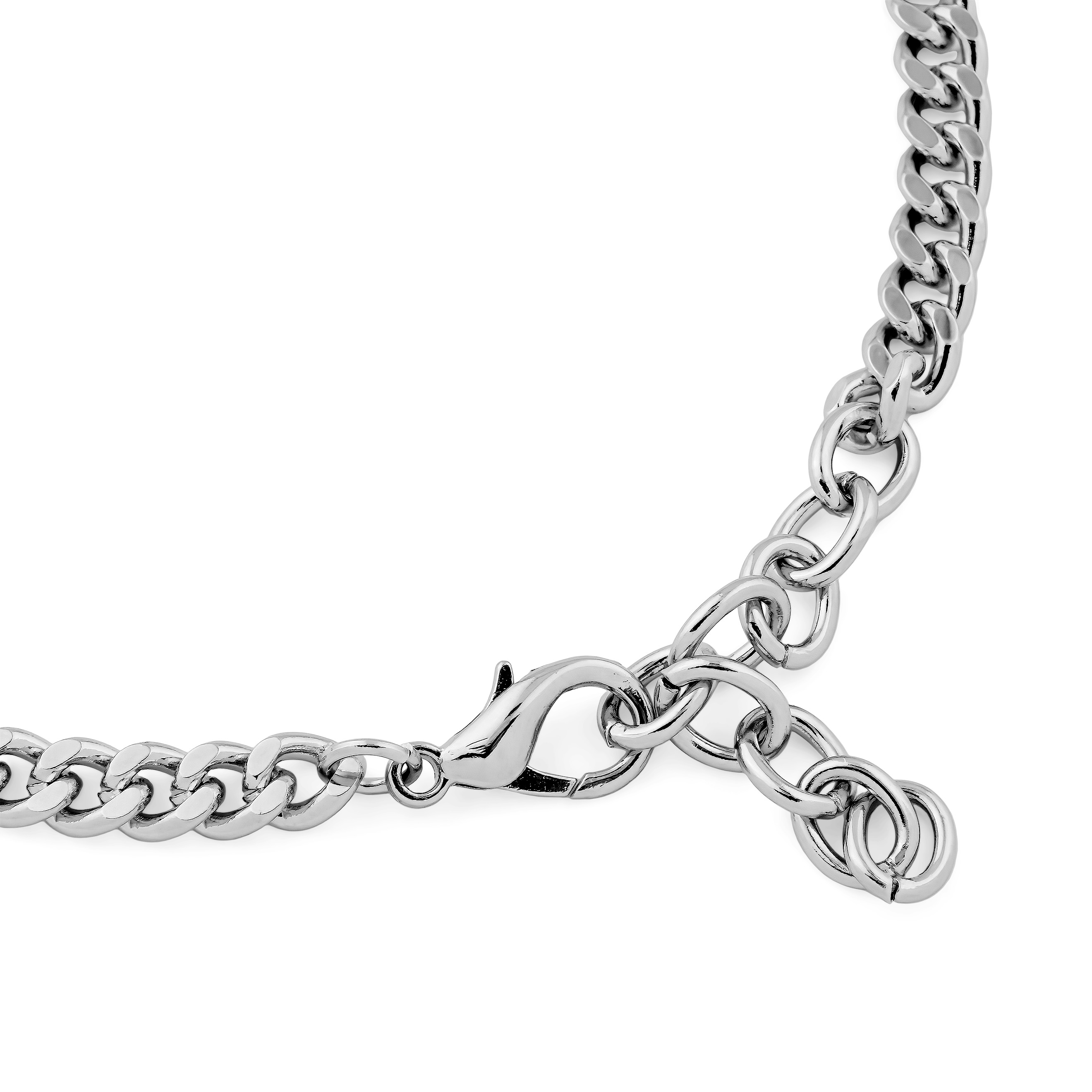 Necklace made of a large-weave chain and with a black insert
