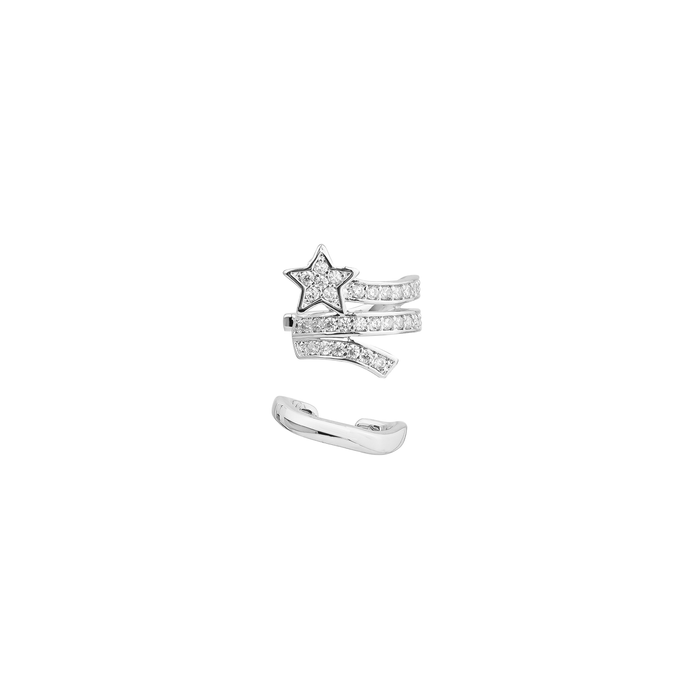 Silver set of cuffs with a star
