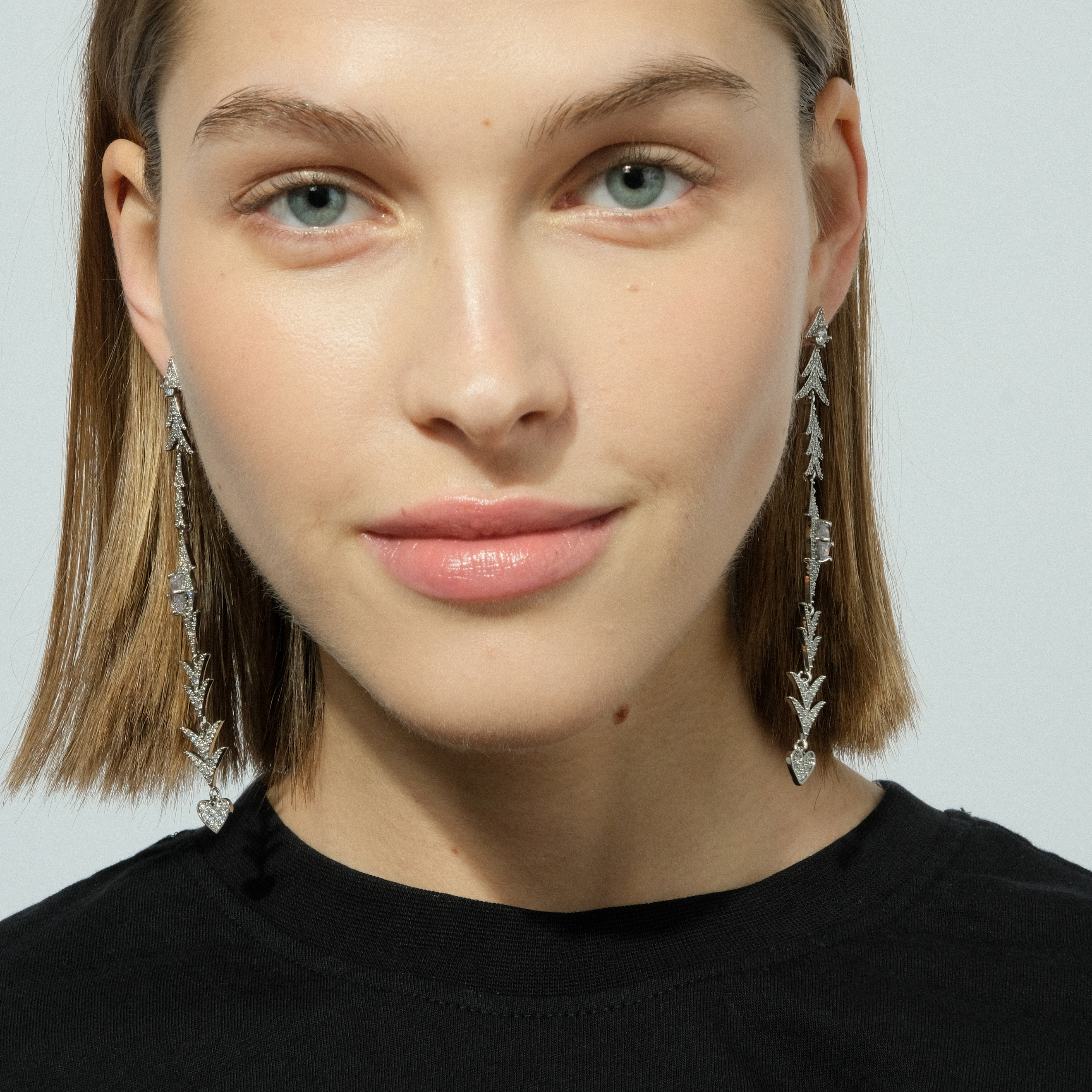 Herringbone earrings with crystals