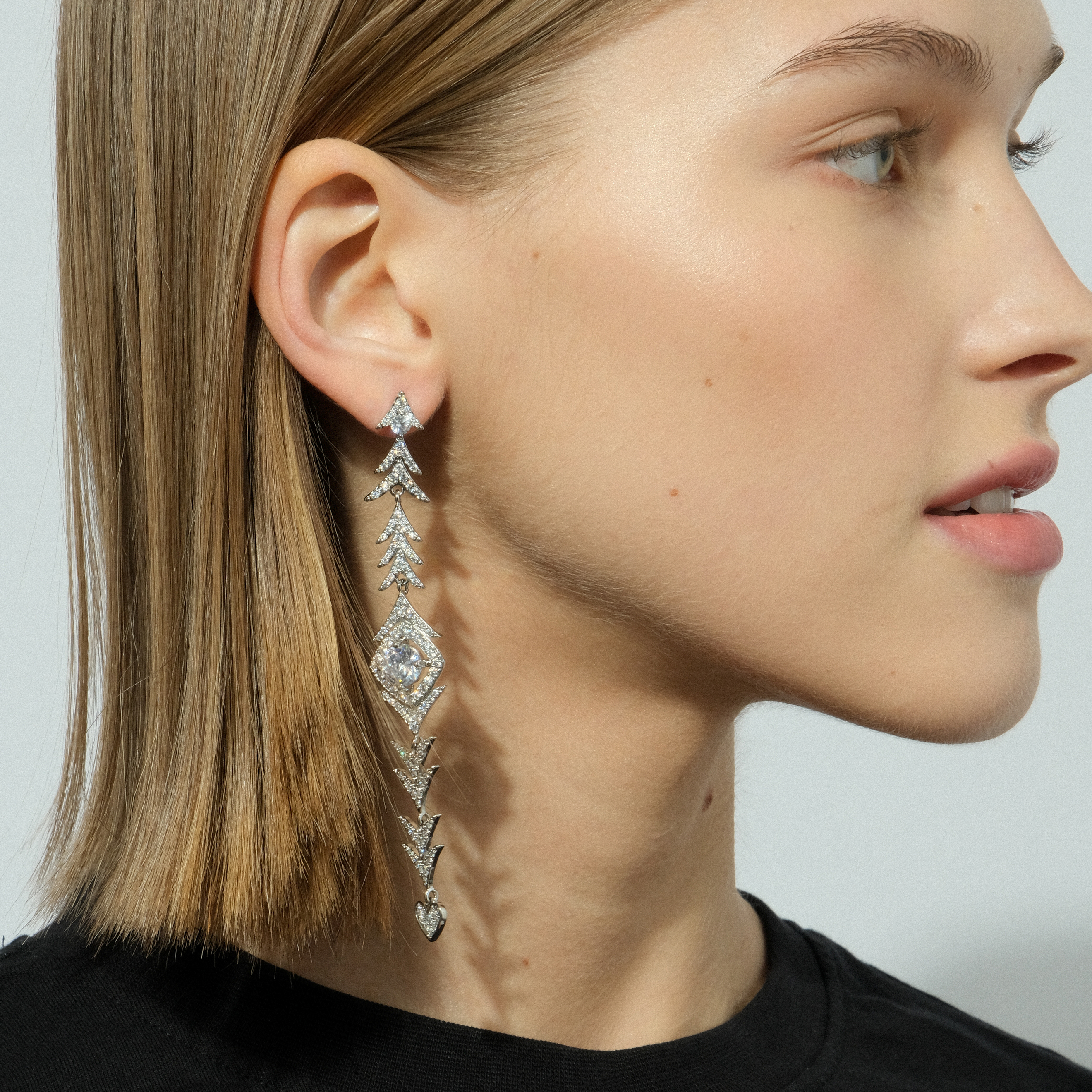 Herringbone earrings with crystals