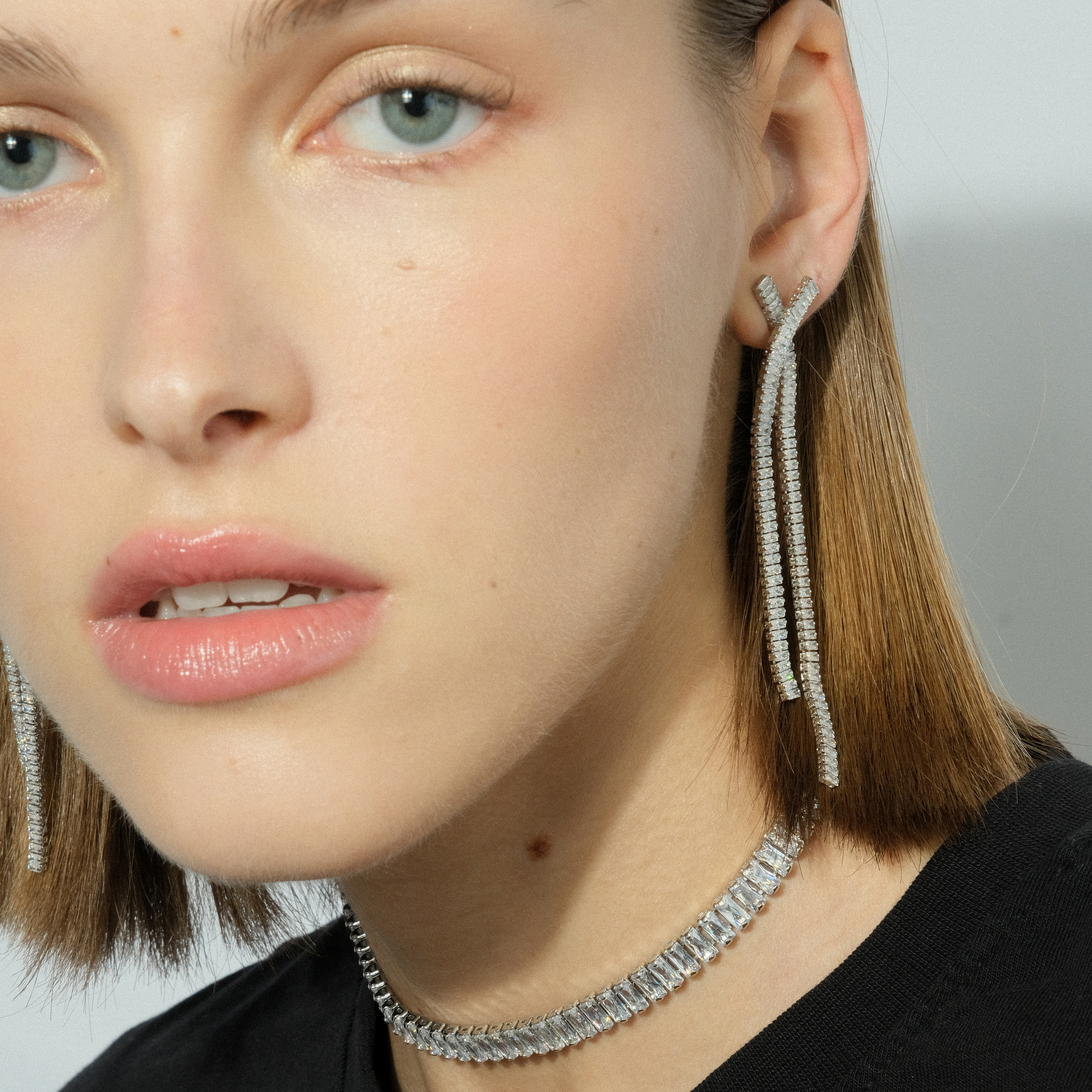 Necklace made of white crystals